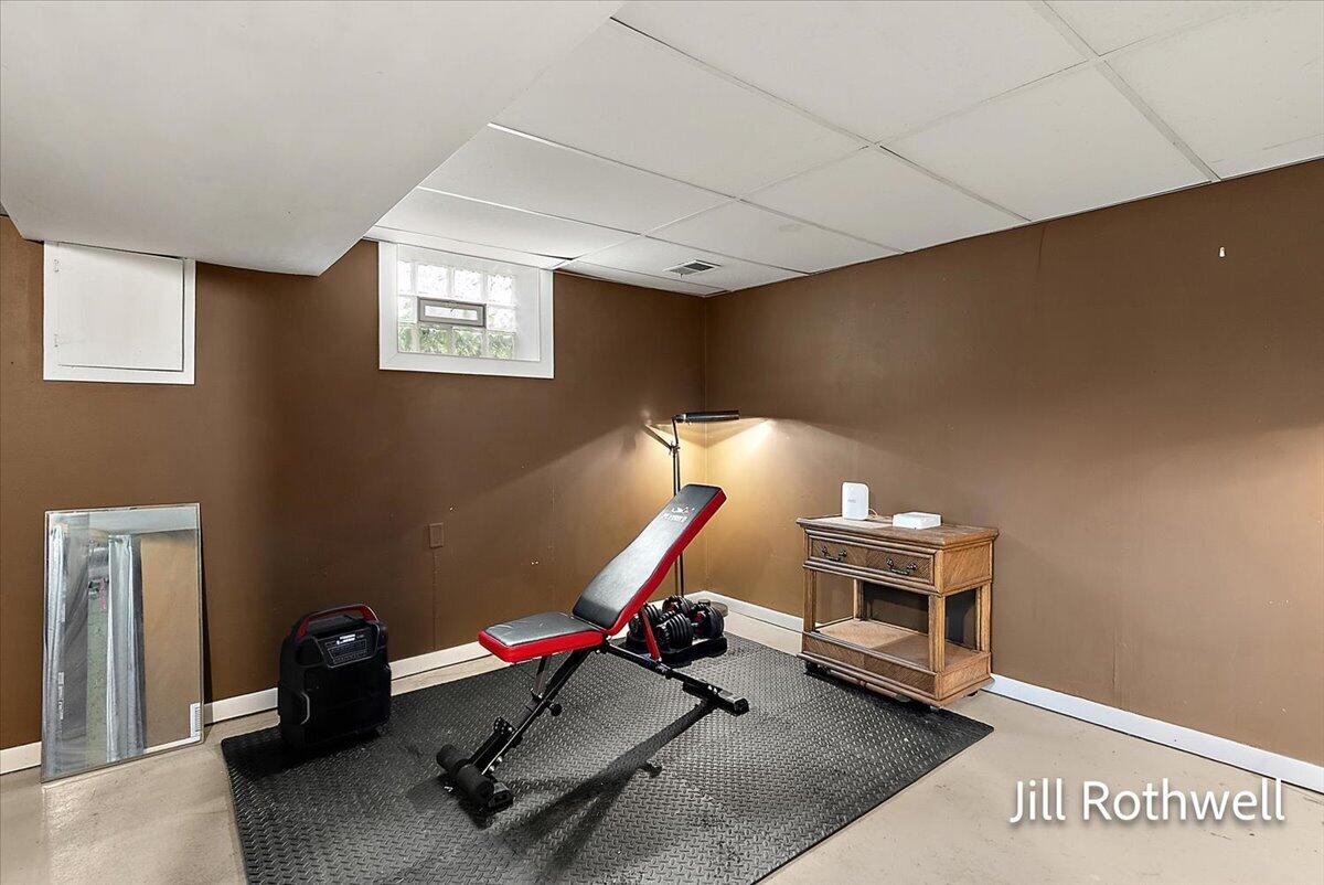 651 Alger Street SE Grand Rapids MI 49507