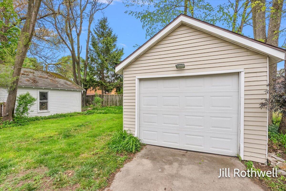 651 Alger Street SE Grand Rapids MI 49507