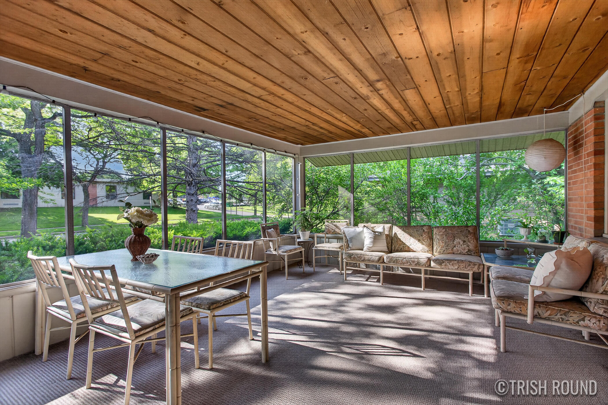 518 Russwood Street NE Grand Rapids MI 49505