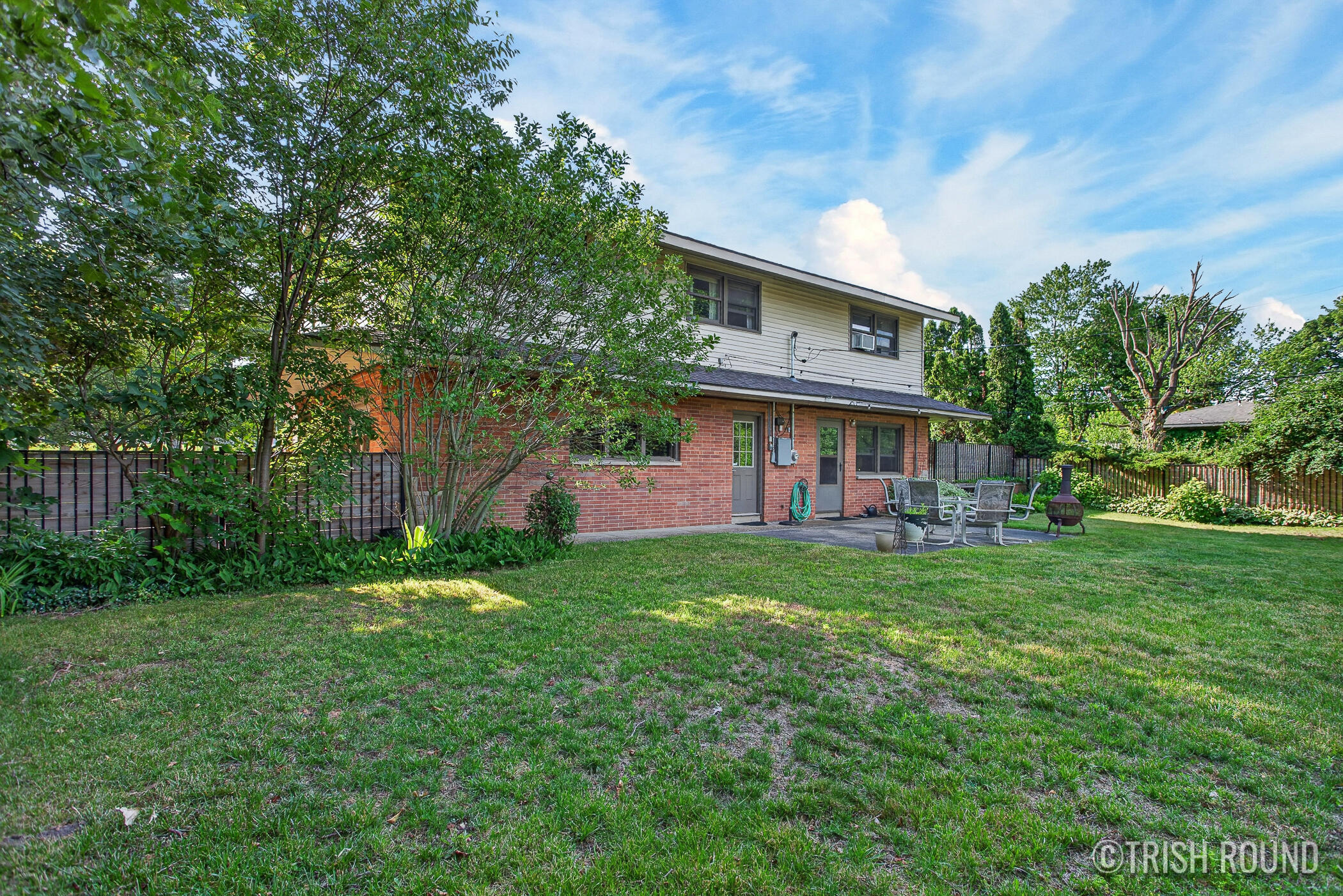 518 Russwood Street NE Grand Rapids MI 49505