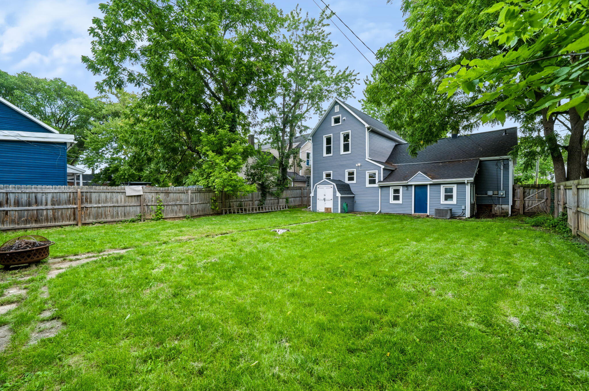 1345 Broadway Avenue NW Grand Rapids MI 49504