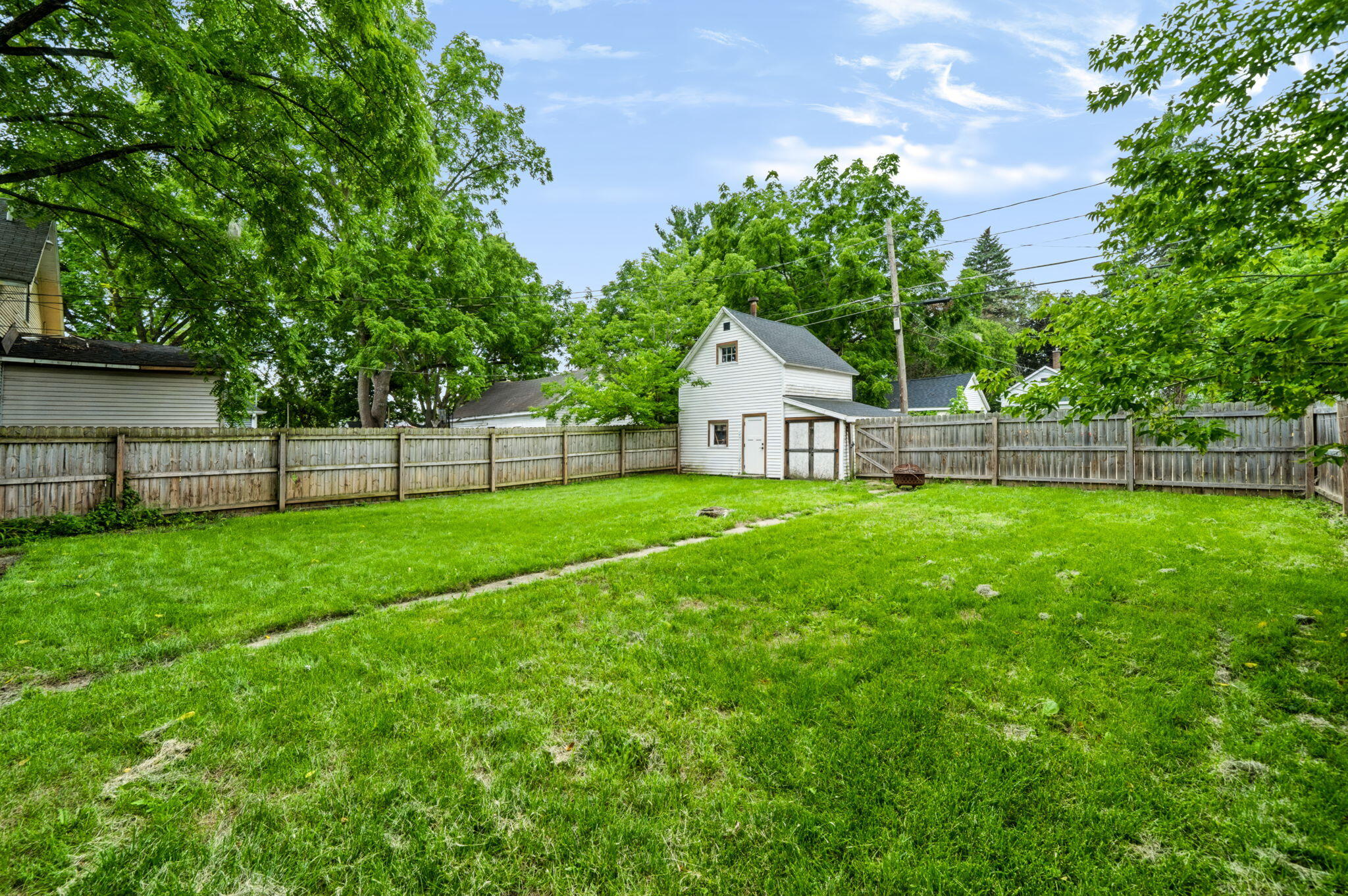 1345 Broadway Avenue NW Grand Rapids MI 49504
