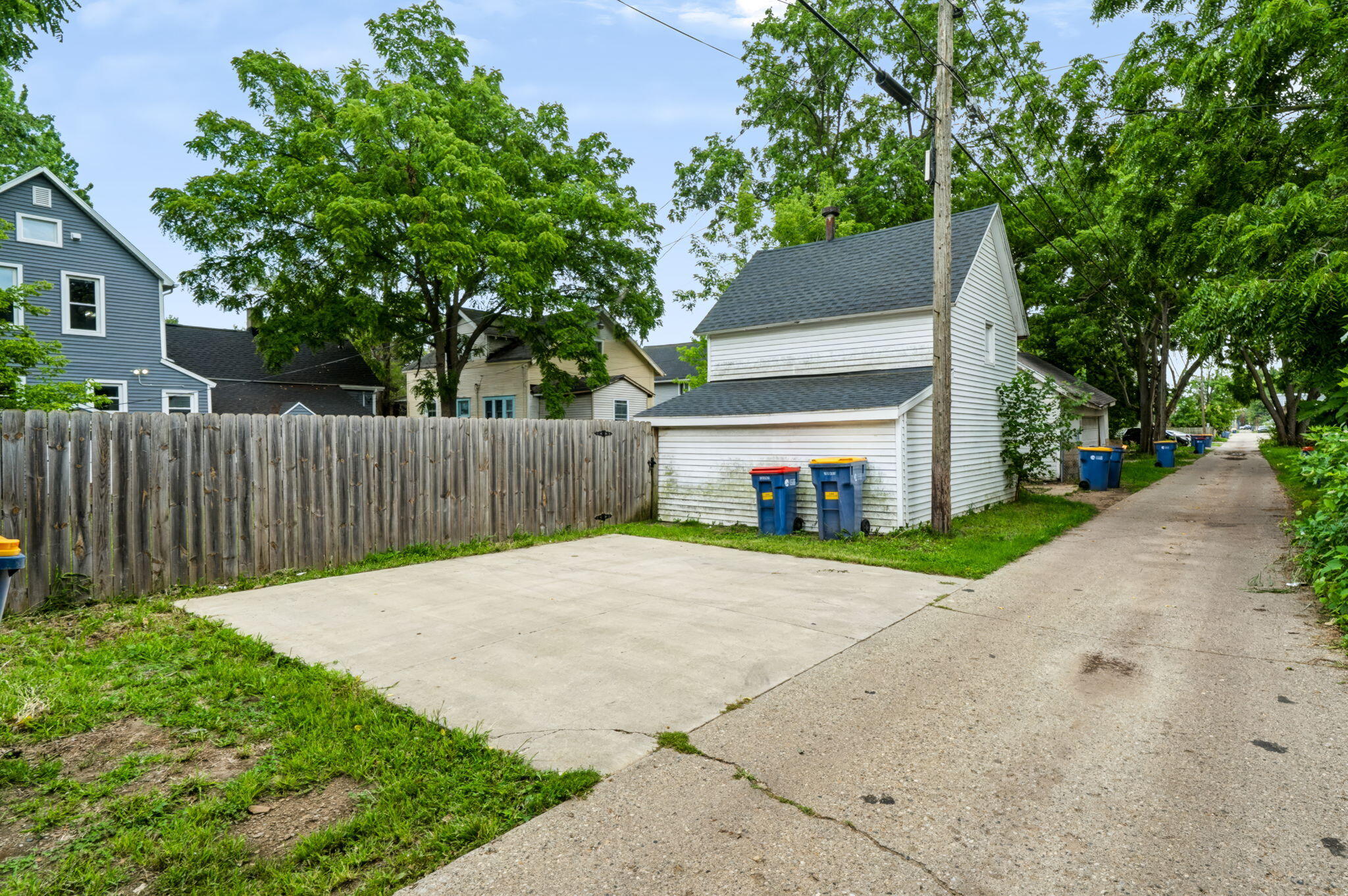 1345 Broadway Avenue NW Grand Rapids MI 49504