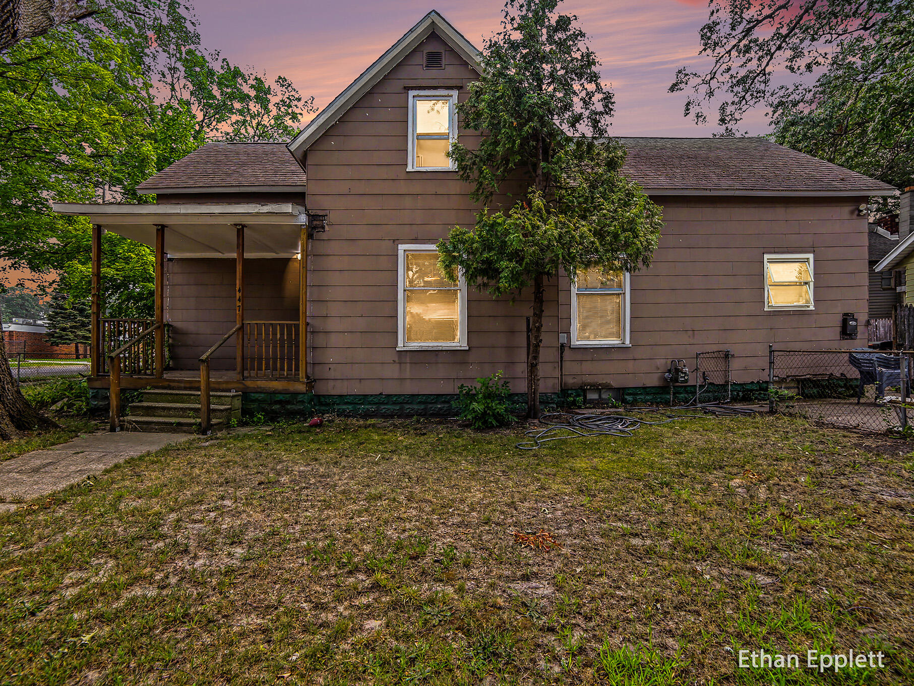 447 W Southern Avenue Muskegon MI 49441