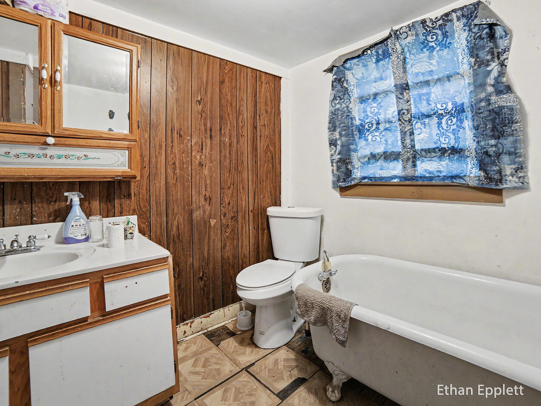 447 W Southern Avenue Muskegon MI 49441