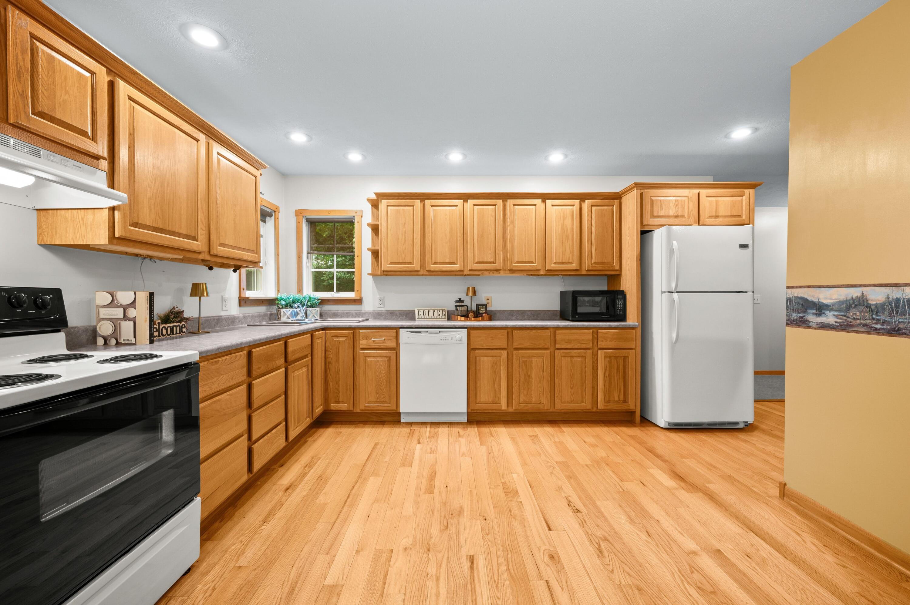 55704 Penn Road Cassopolis MI 49031