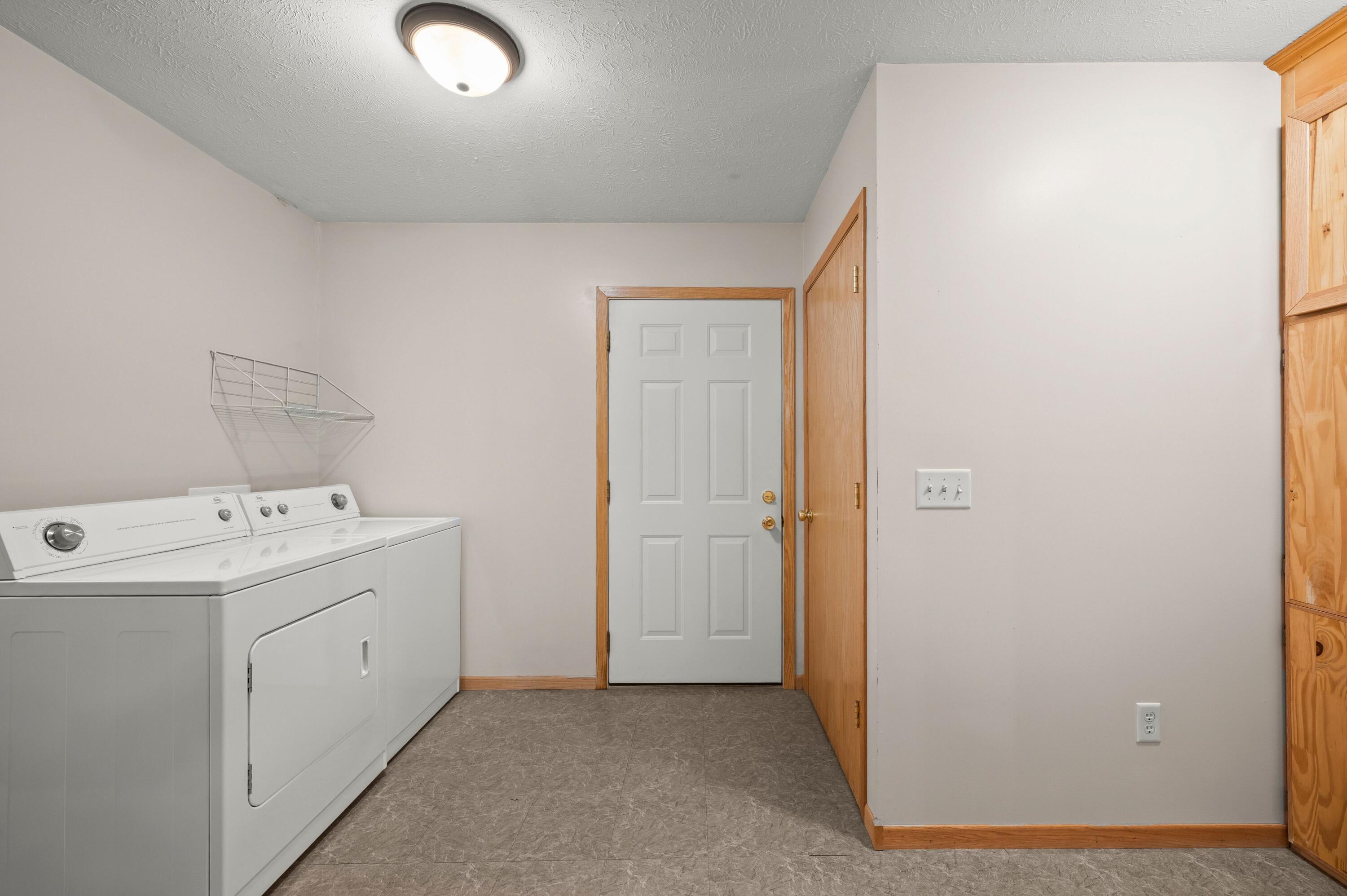 55704 Penn Road Cassopolis MI 49031