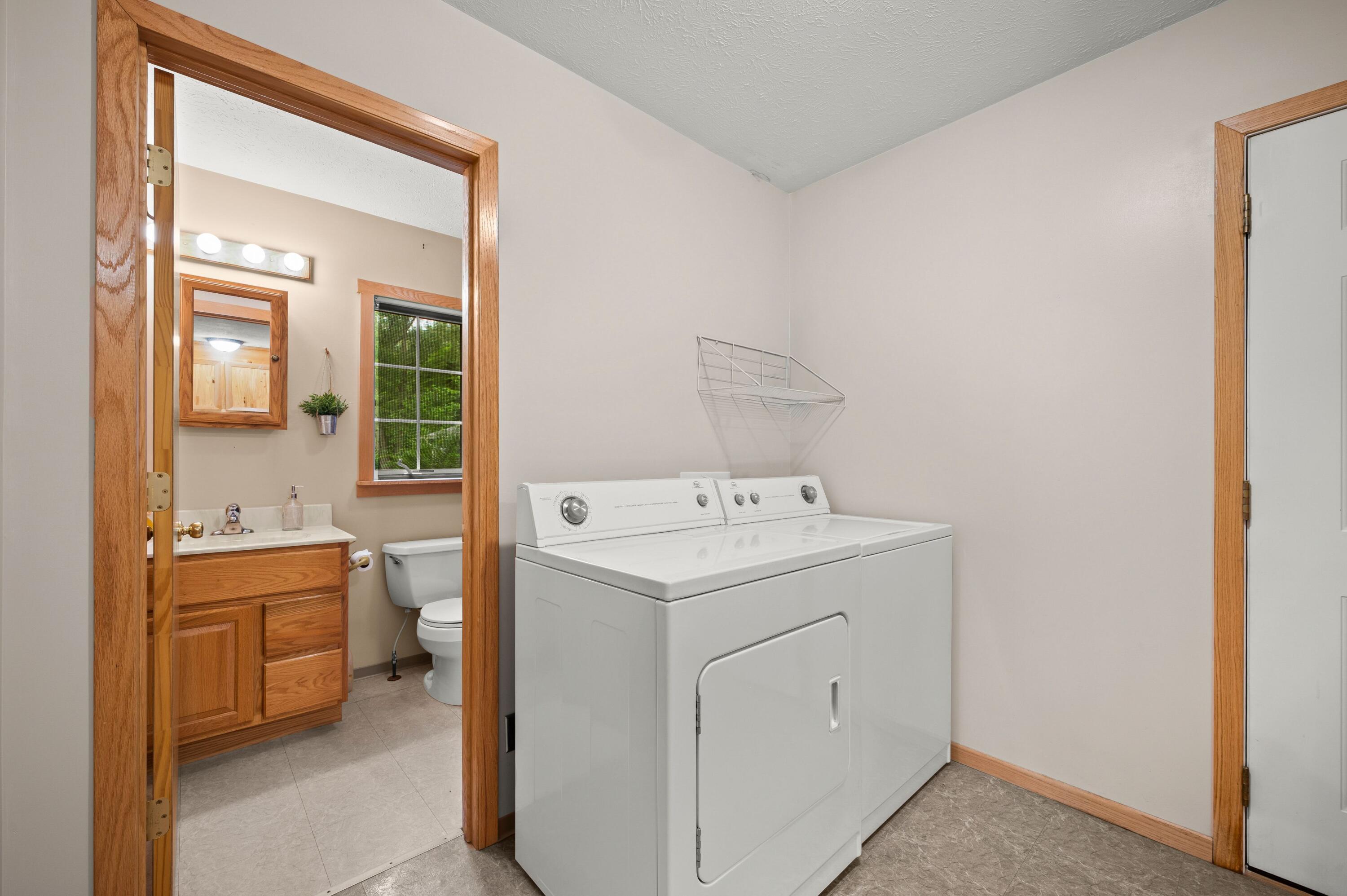 55704 Penn Road Cassopolis MI 49031