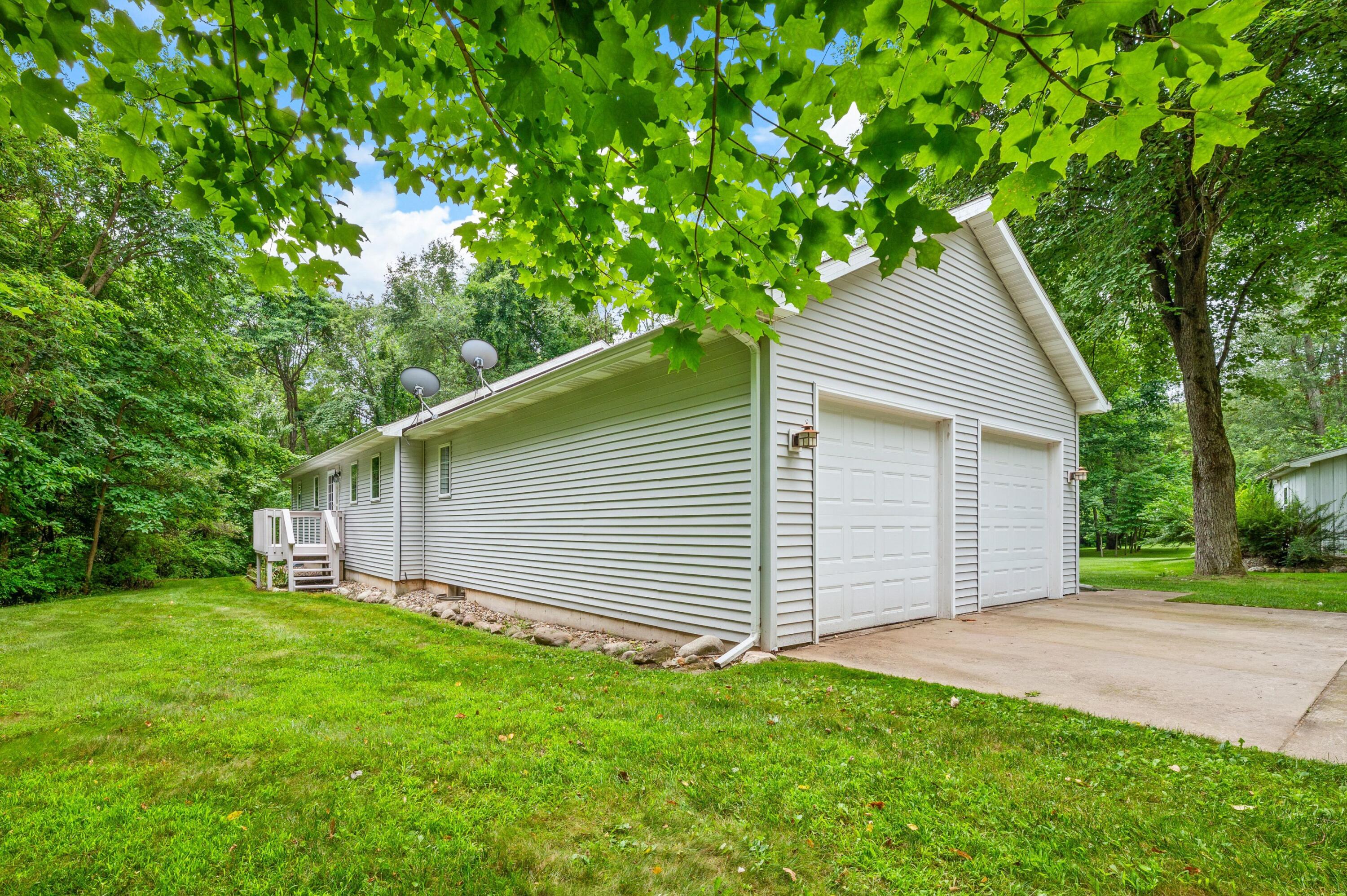 55704 Penn Road Cassopolis MI 49031