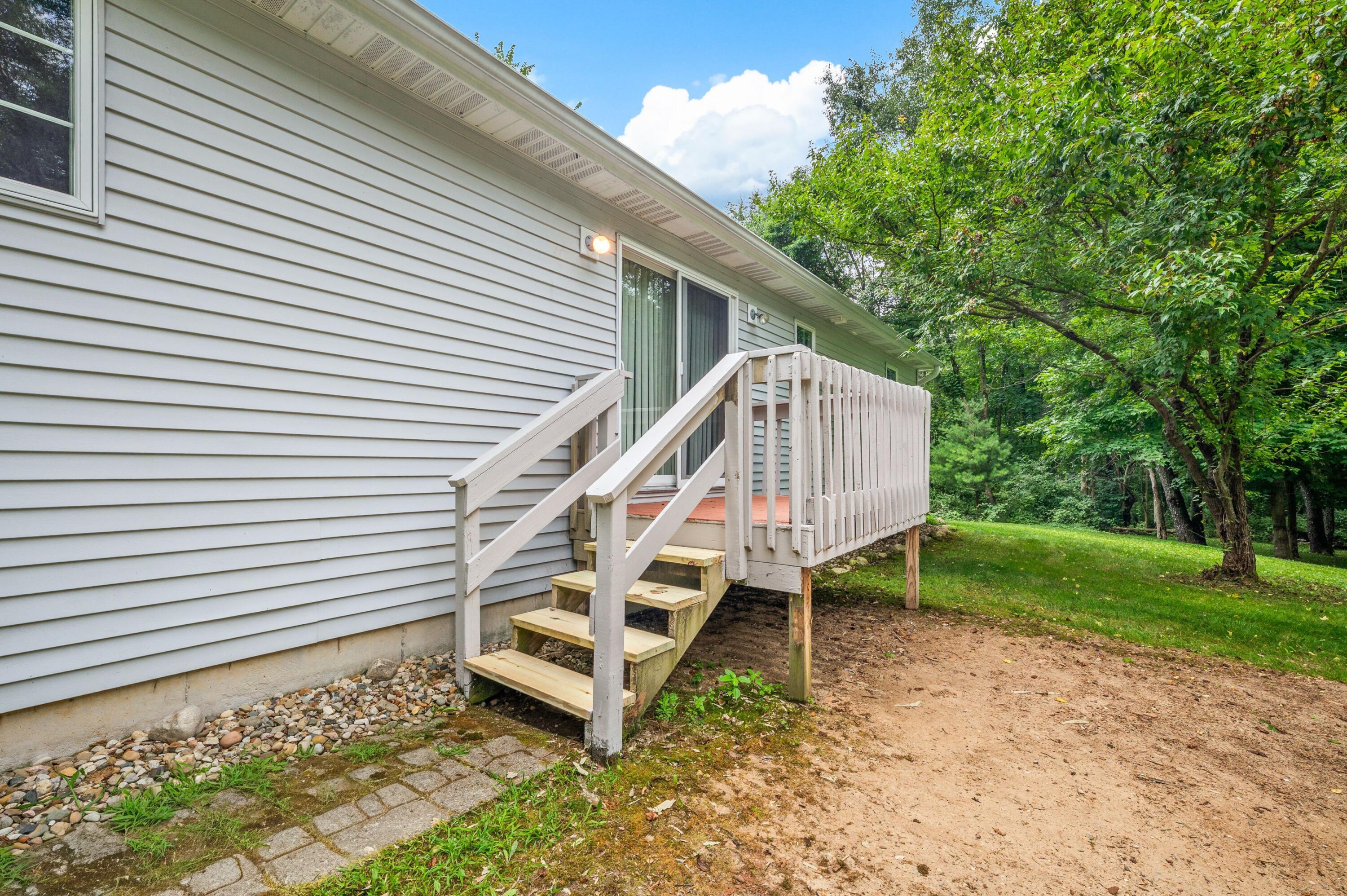 55704 Penn Road Cassopolis MI 49031