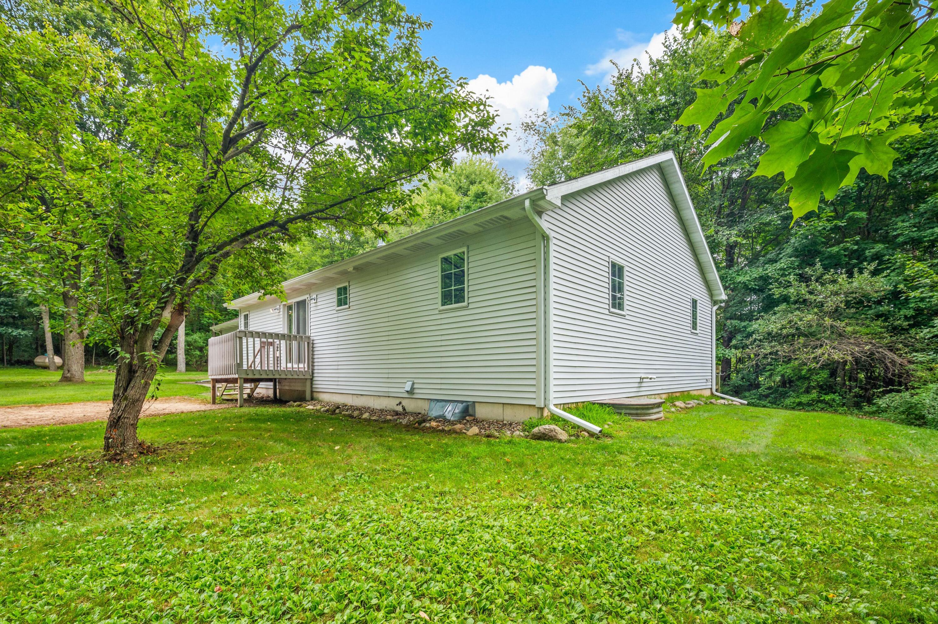 55704 Penn Road Cassopolis MI 49031