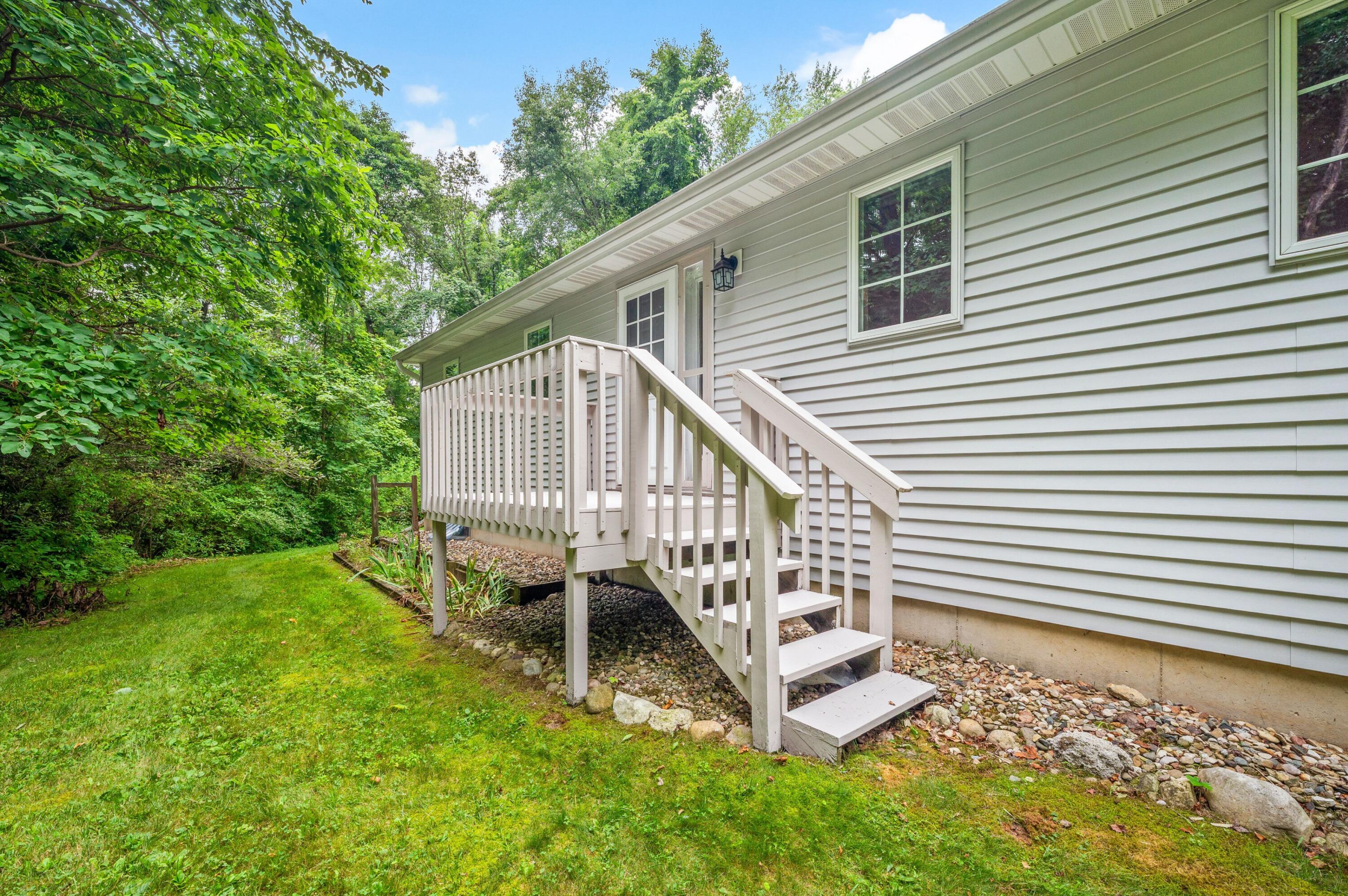 55704 Penn Road Cassopolis MI 49031