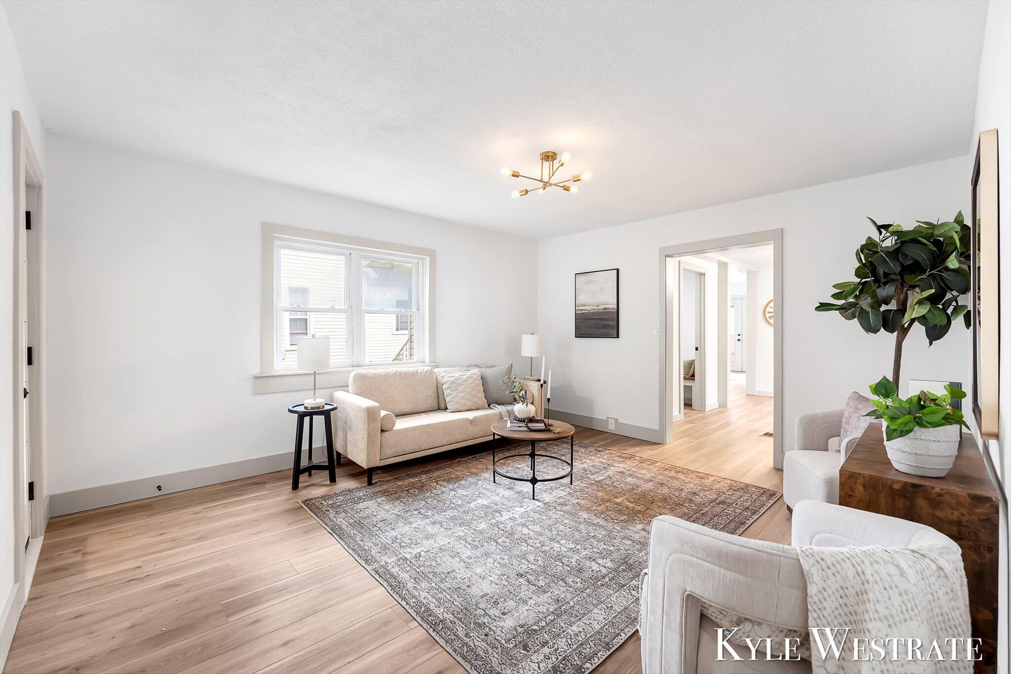 629 Harlan Avenue NE Grand Rapids MI 49503