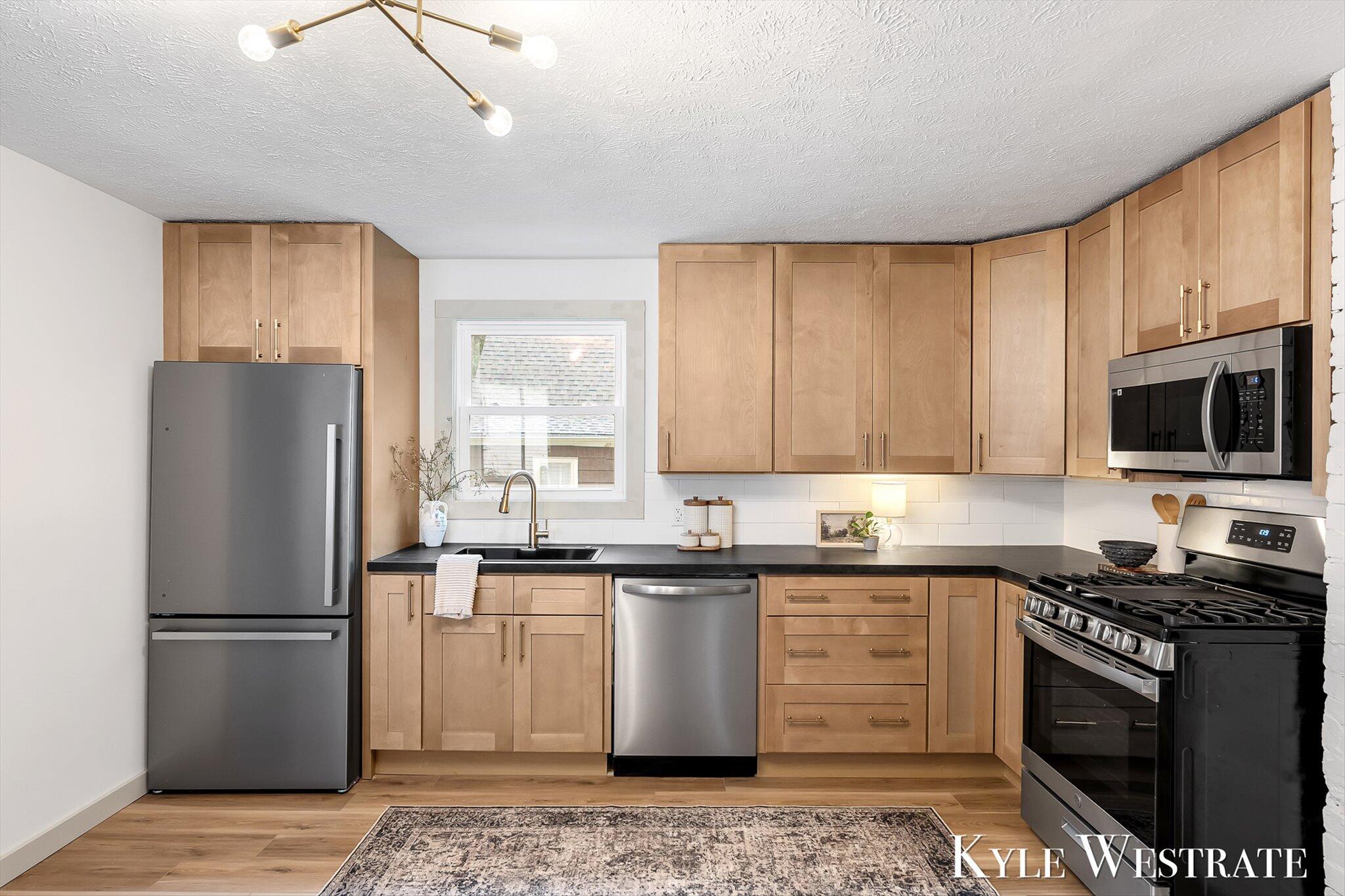 629 Harlan Avenue NE Grand Rapids MI 49503