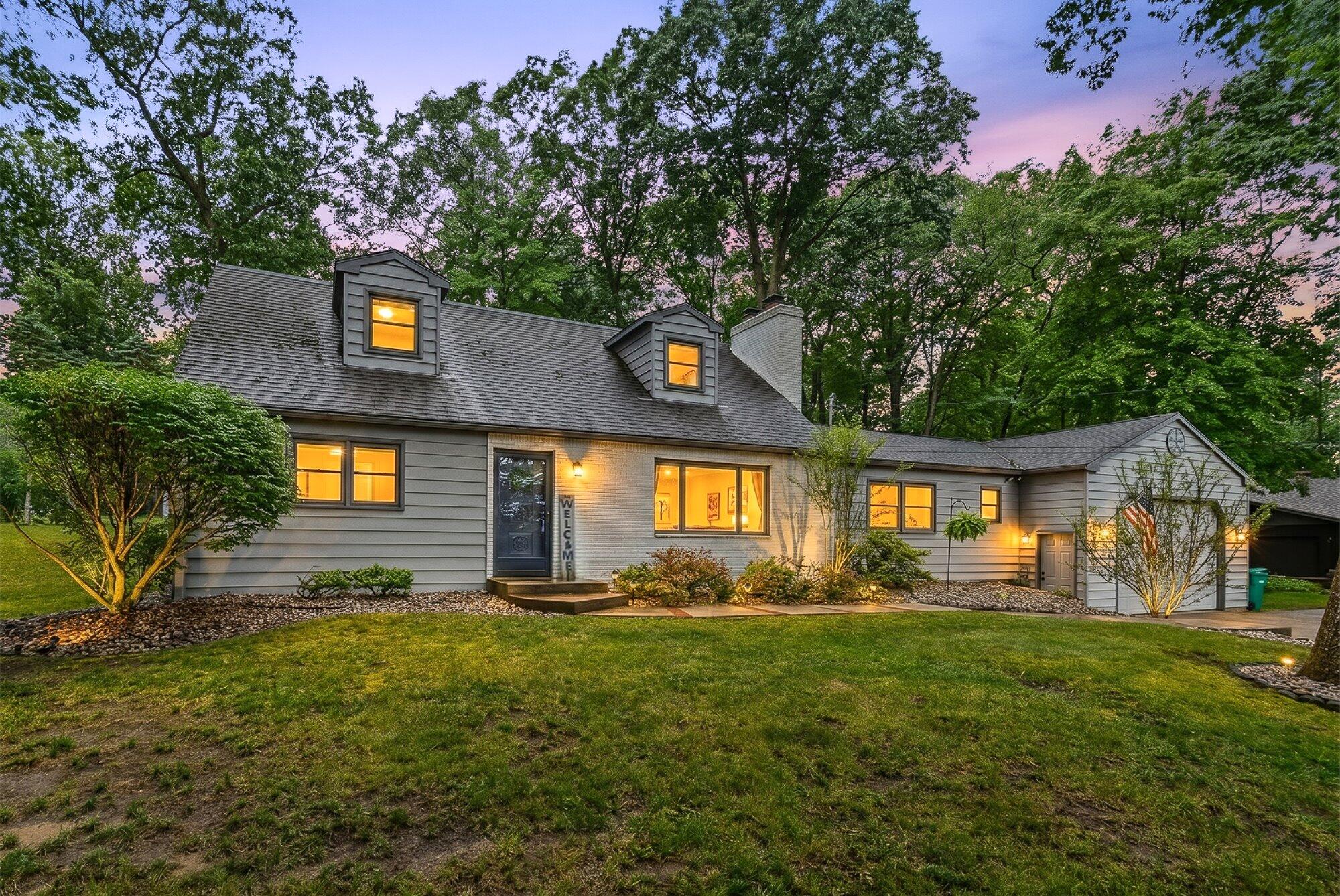 726 Lakeview Drive Portage MI 49002