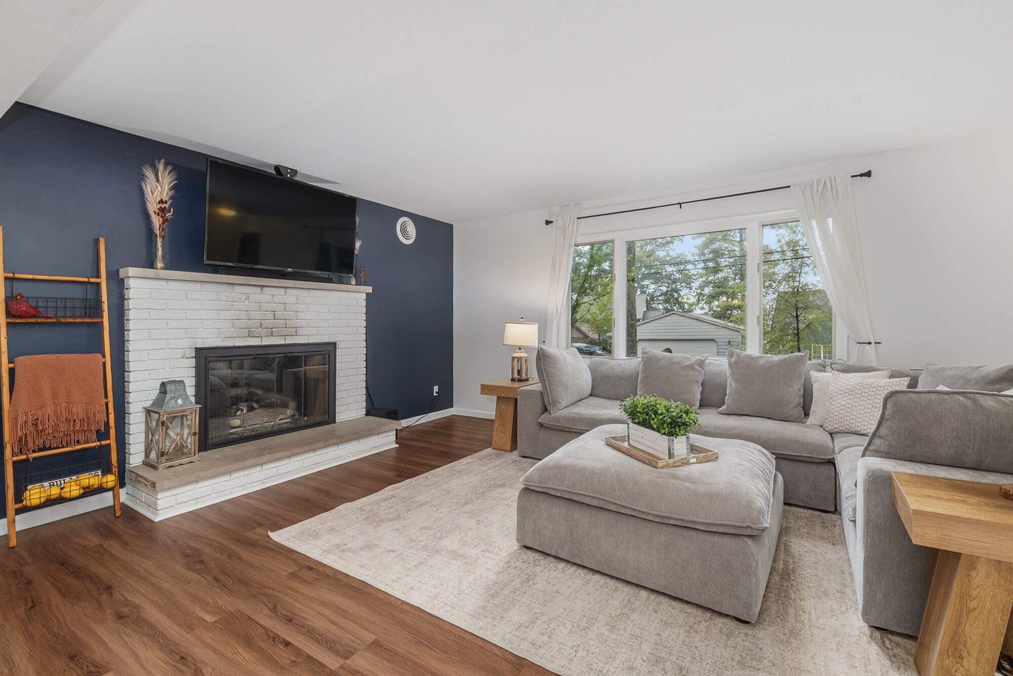 726 Lakeview Drive Portage MI 49002
