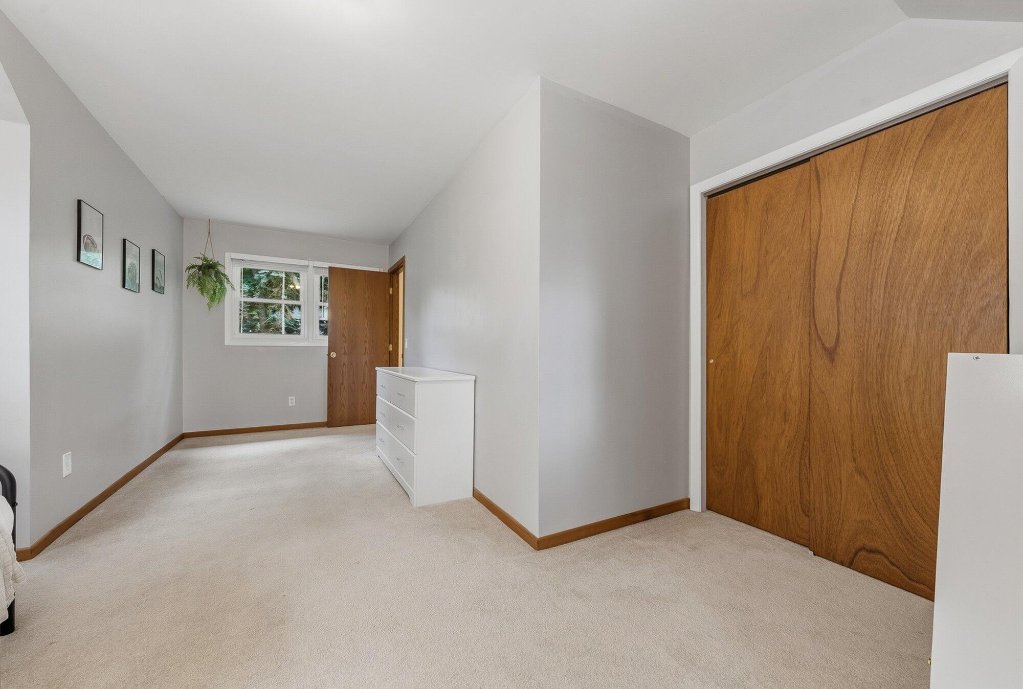 726 Lakeview Drive Portage MI 49002