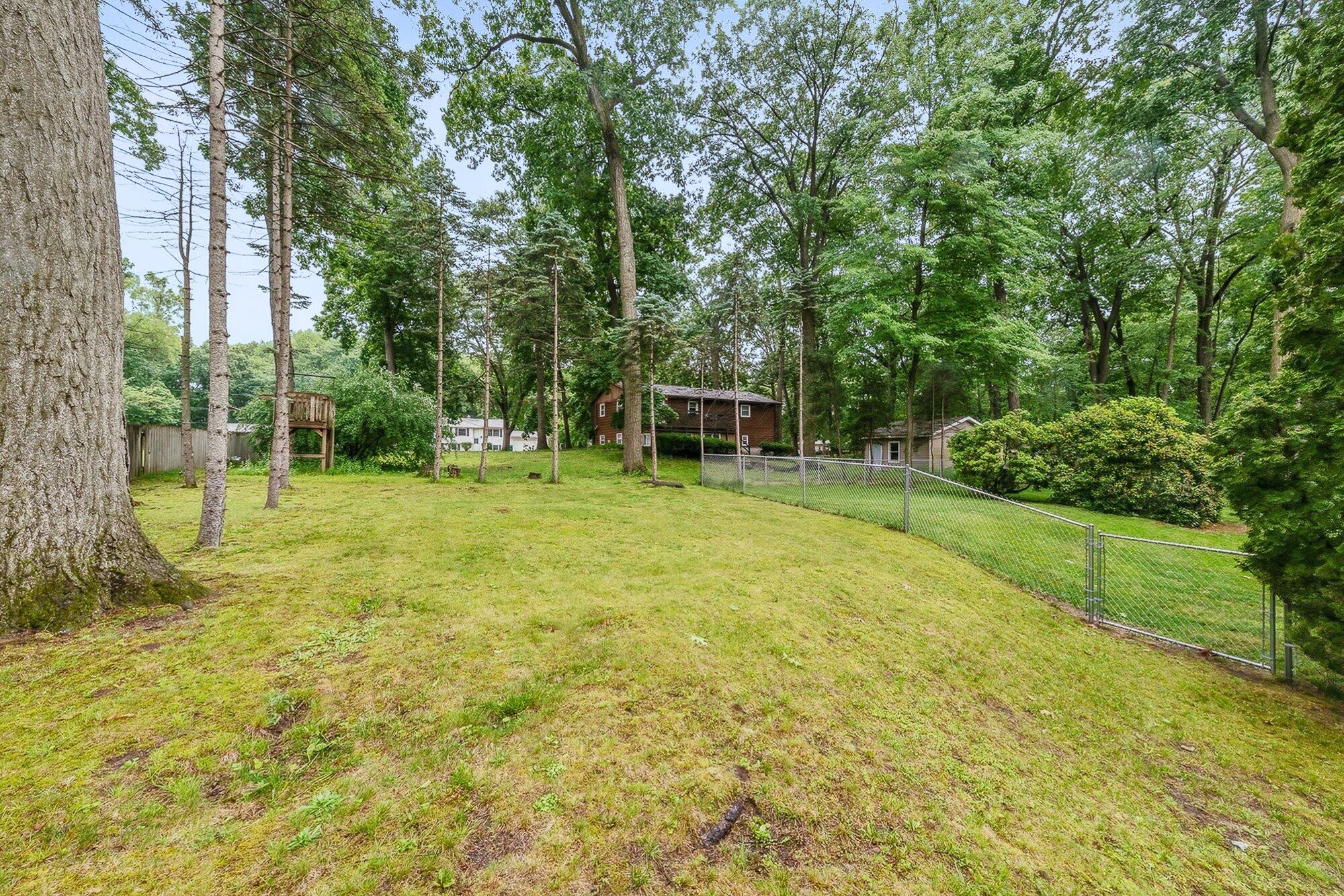 726 Lakeview Drive Portage MI 49002