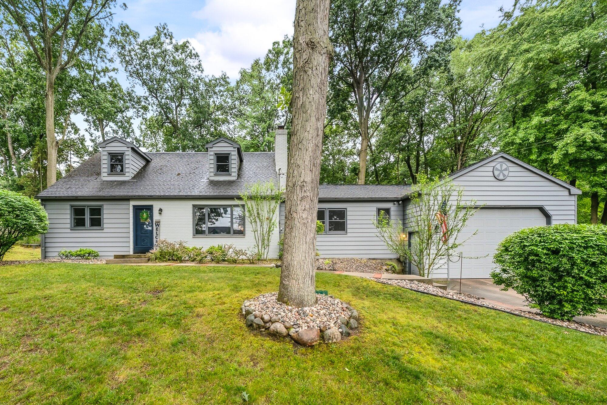 726 Lakeview Drive Portage MI 49002