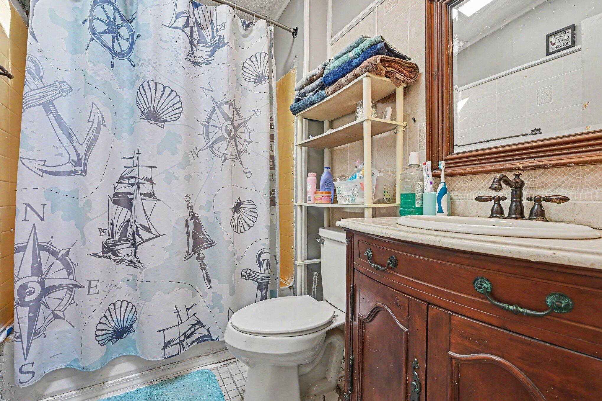 4729 118th Avenue Fennville MI 49408