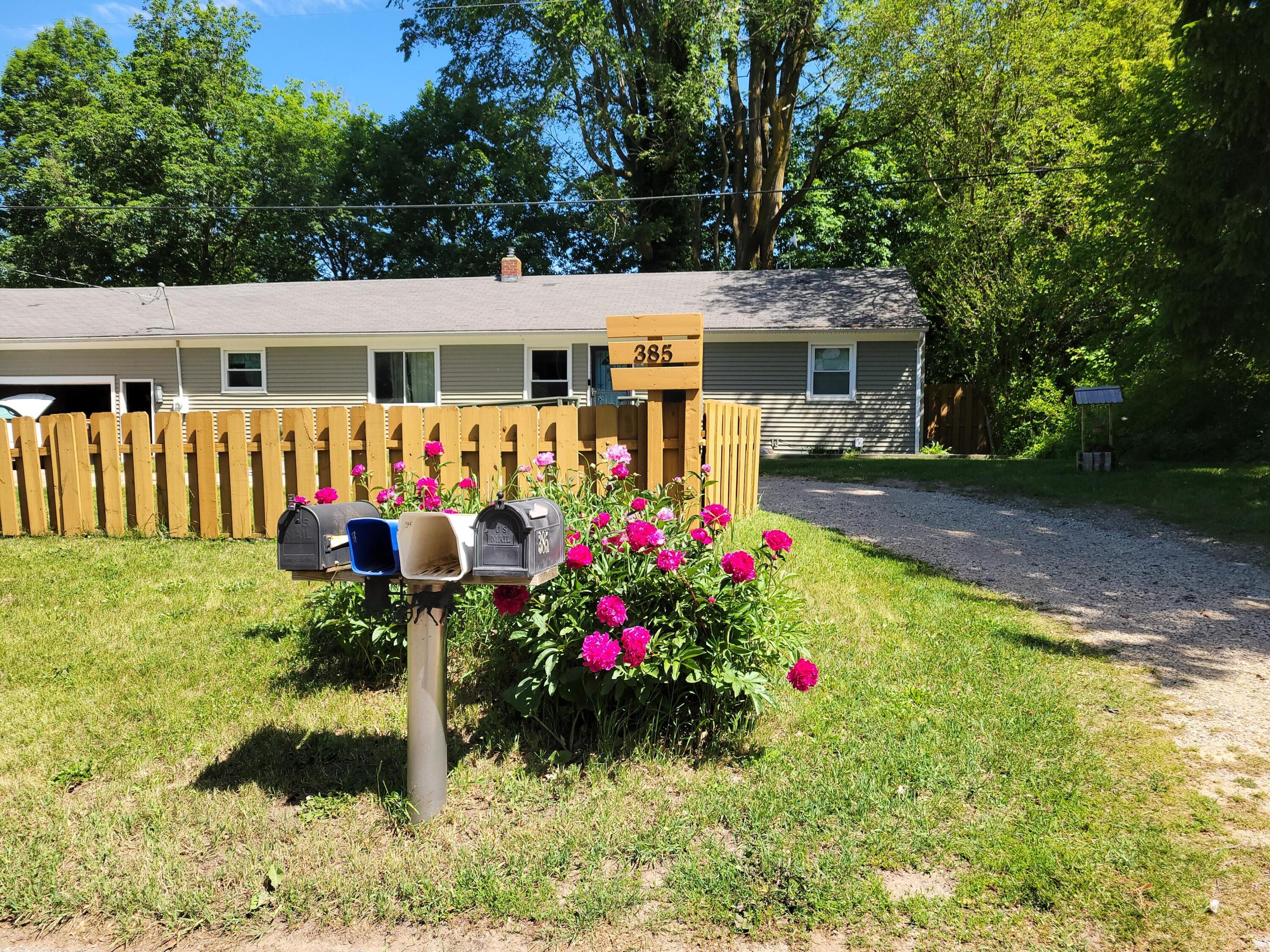 385 92nd Street SW Byron Center MI 49315