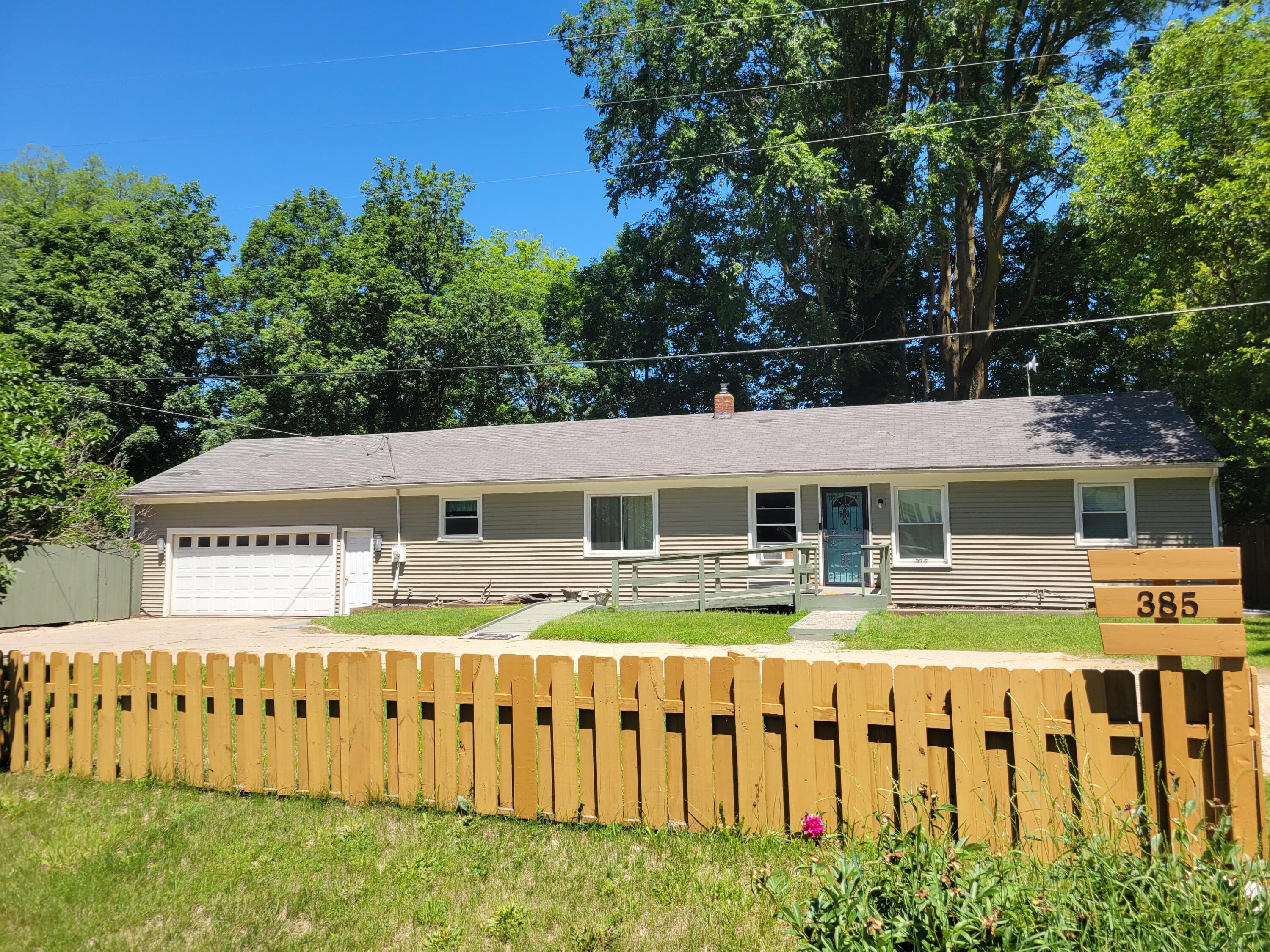 385 92nd Street SW Byron Center MI 49315
