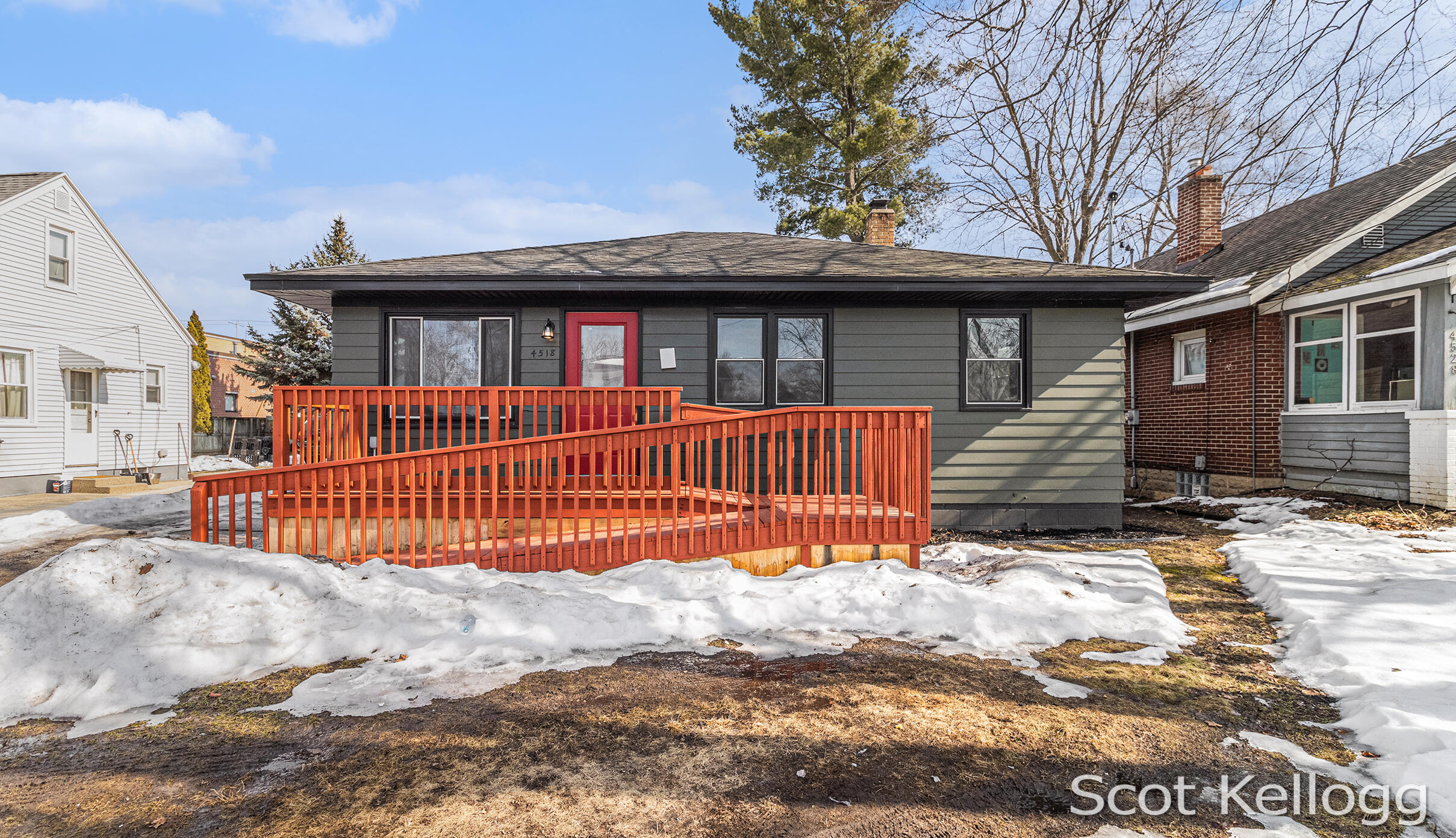 4518 Wilkshire Avenue SW Grand Rapids MI 49548