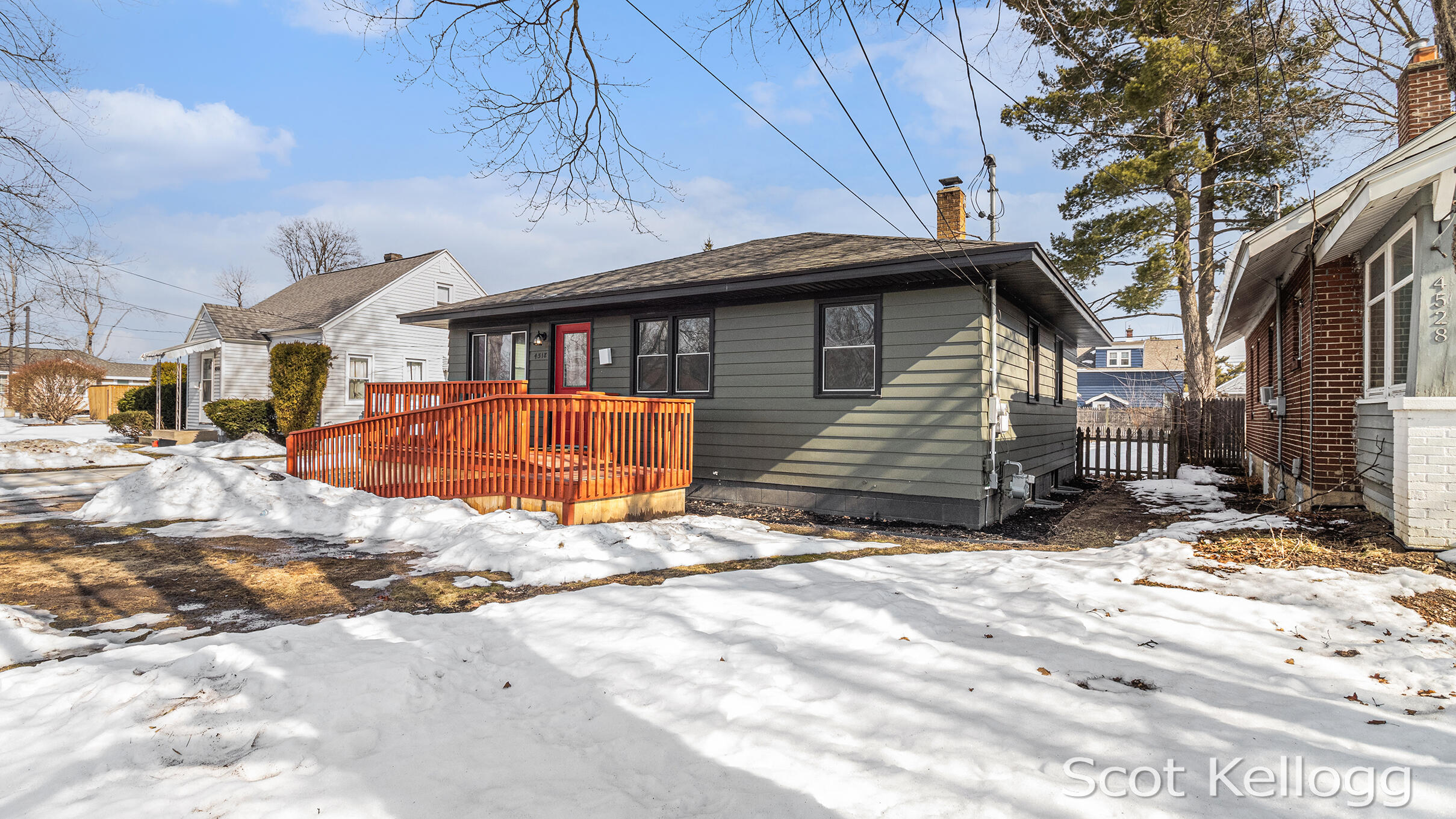 4518 Wilkshire Avenue SW Grand Rapids MI 49548