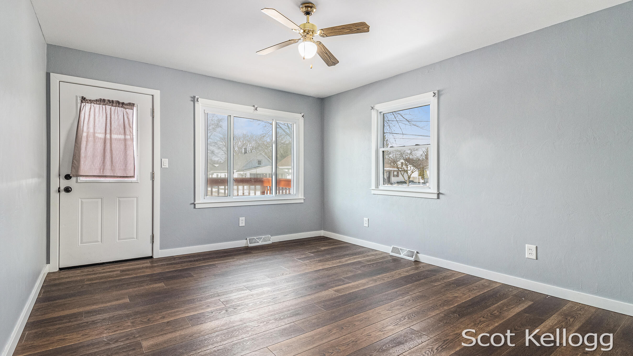 4518 Wilkshire Avenue SW Grand Rapids MI 49548