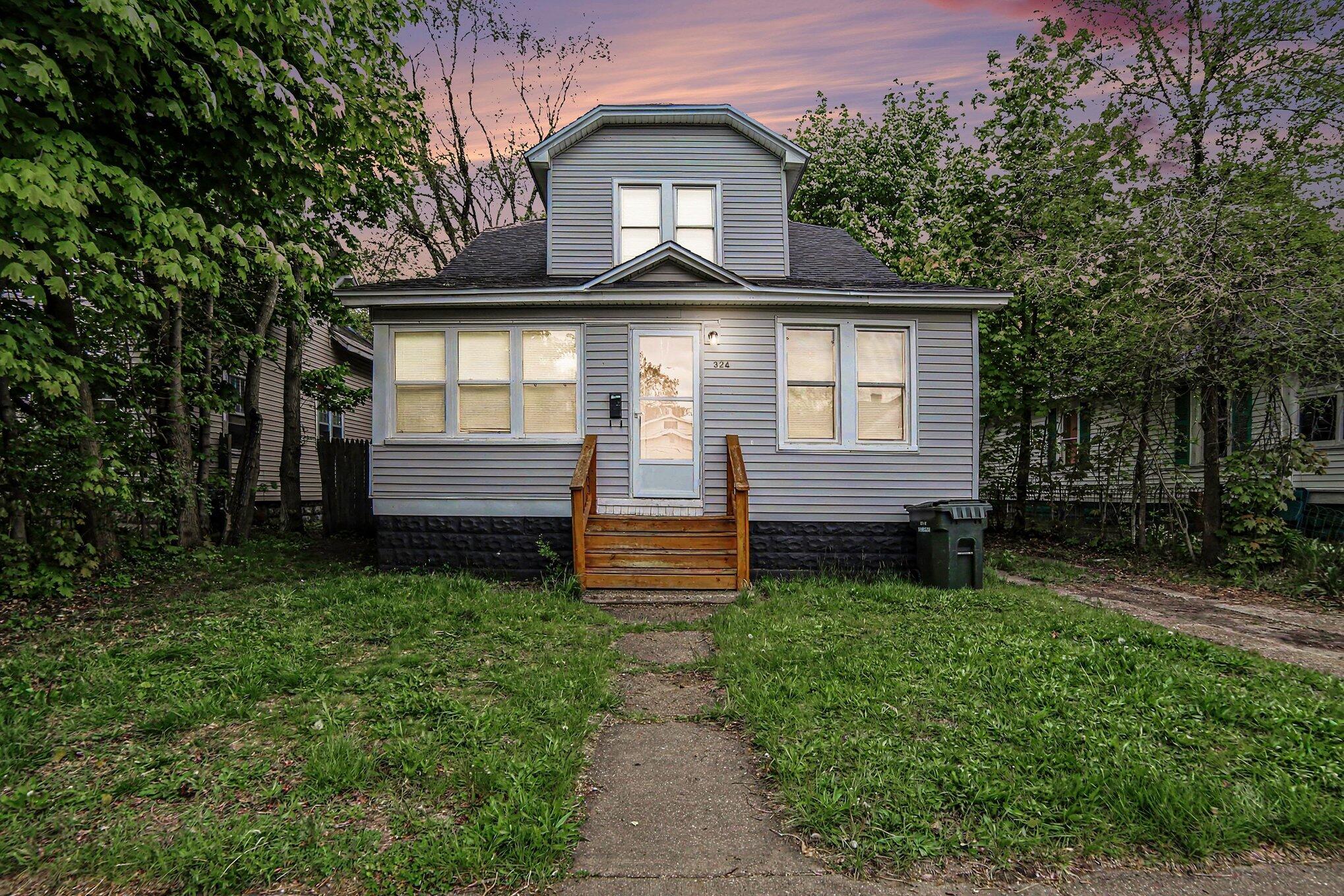 324 Merrill Avenue Muskegon MI 49441