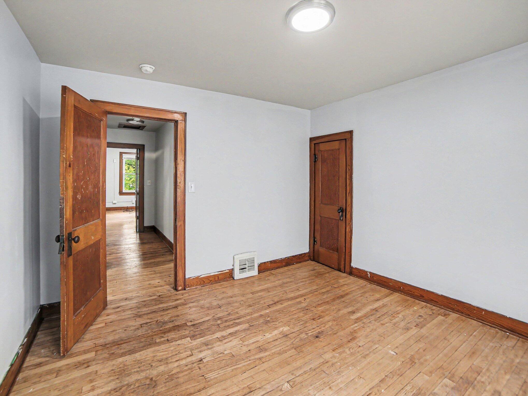 324 Merrill Avenue Muskegon MI 49441