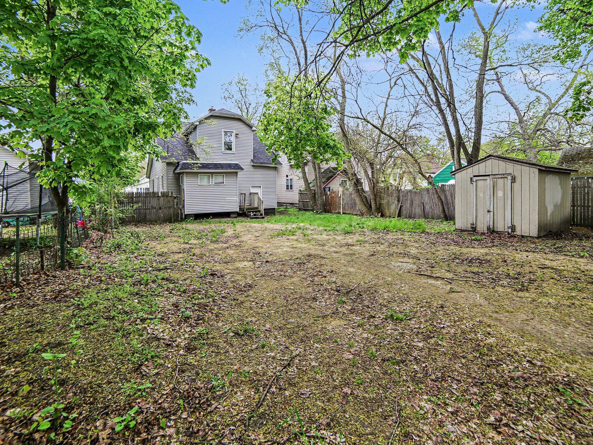 324 Merrill Avenue Muskegon MI 49441