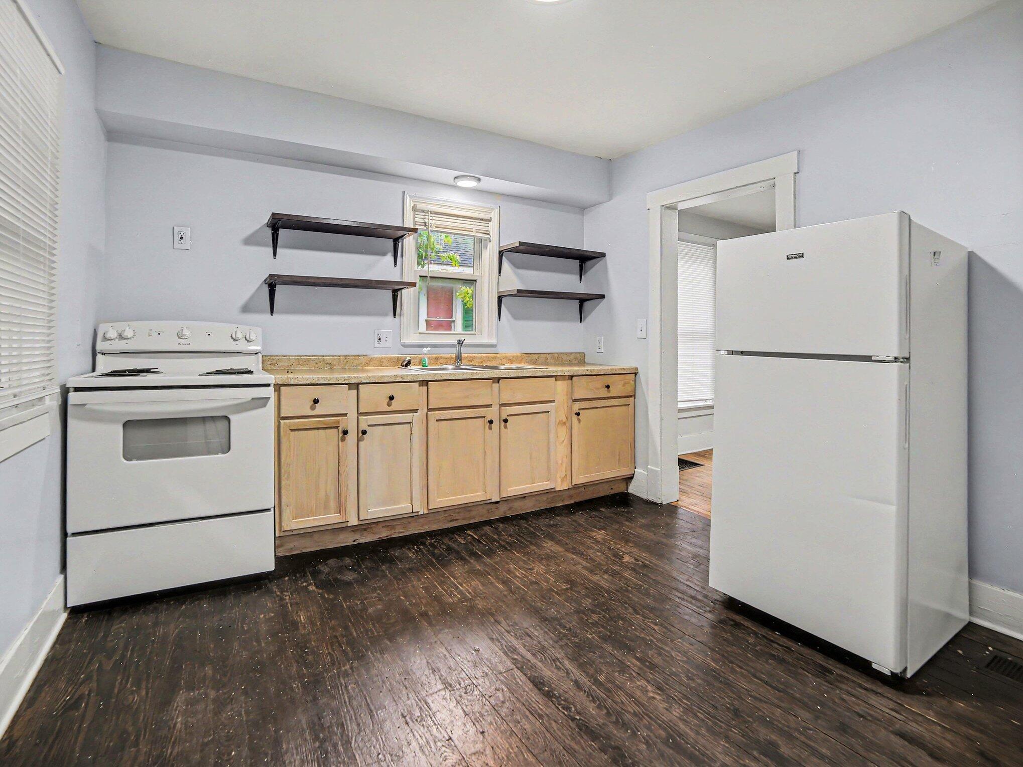 324 Merrill Avenue Muskegon MI 49441