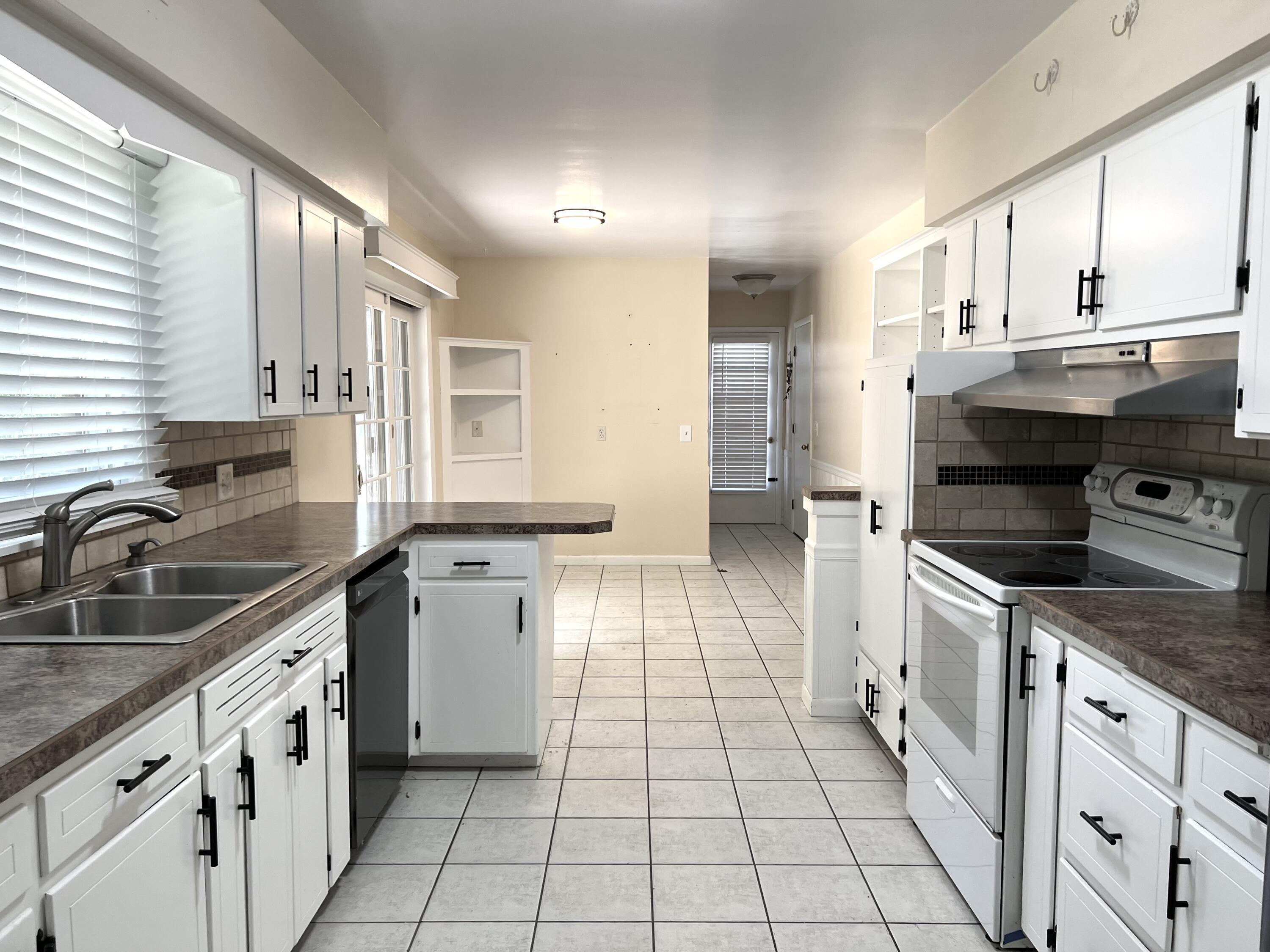 3031 Country Club Drive Muskegon MI 49441