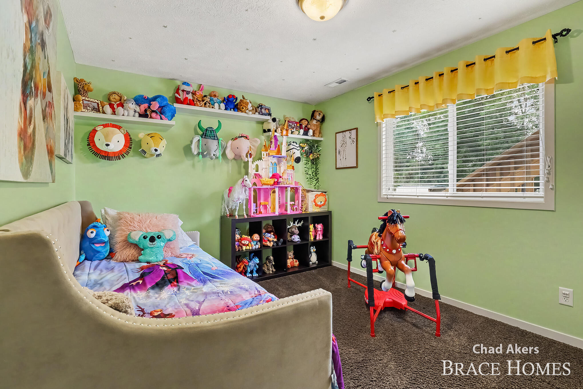 6876 Northway Drive NE Rockford MI 49341