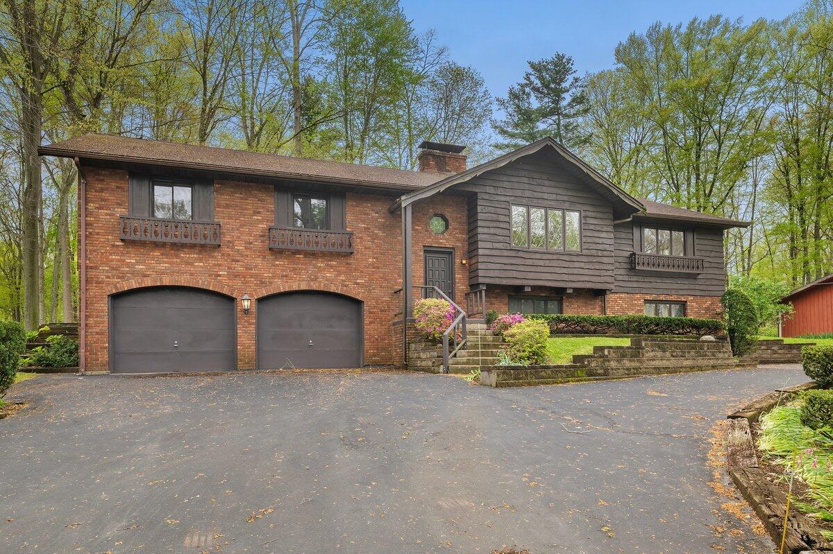2552 Ridgewood Trail Berrien Springs MI 49103