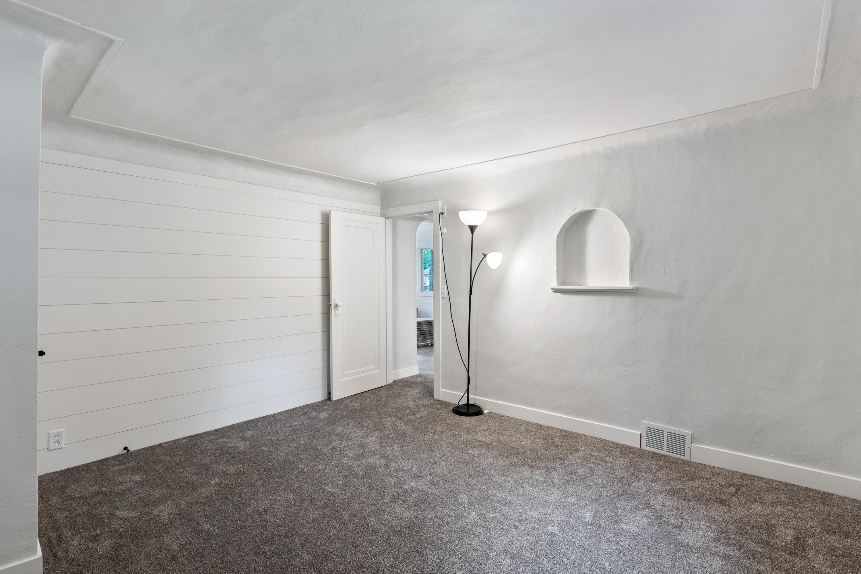 1030 Harding Street NW Grand Rapids MI 49544