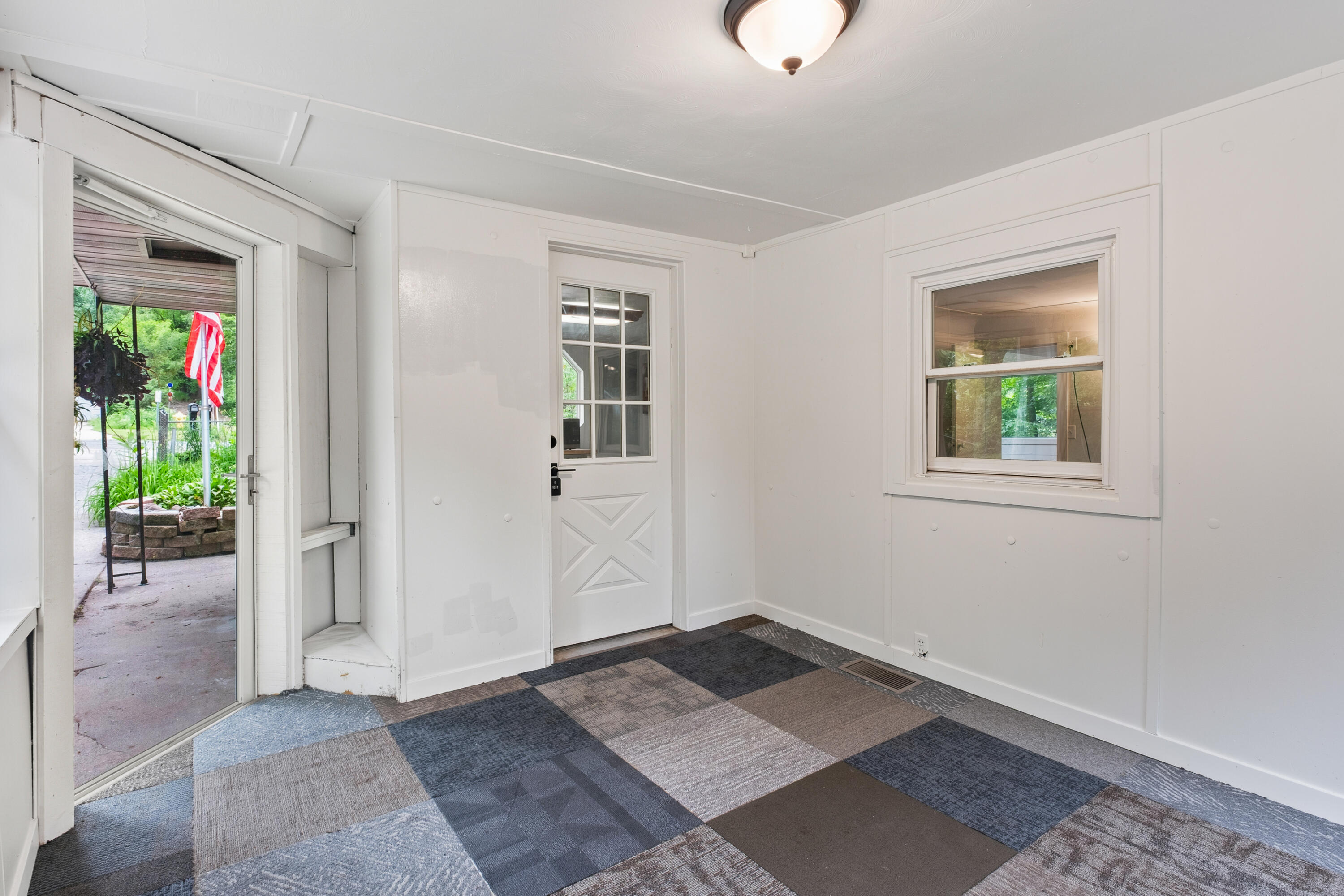 1030 Harding Street NW Grand Rapids MI 49544
