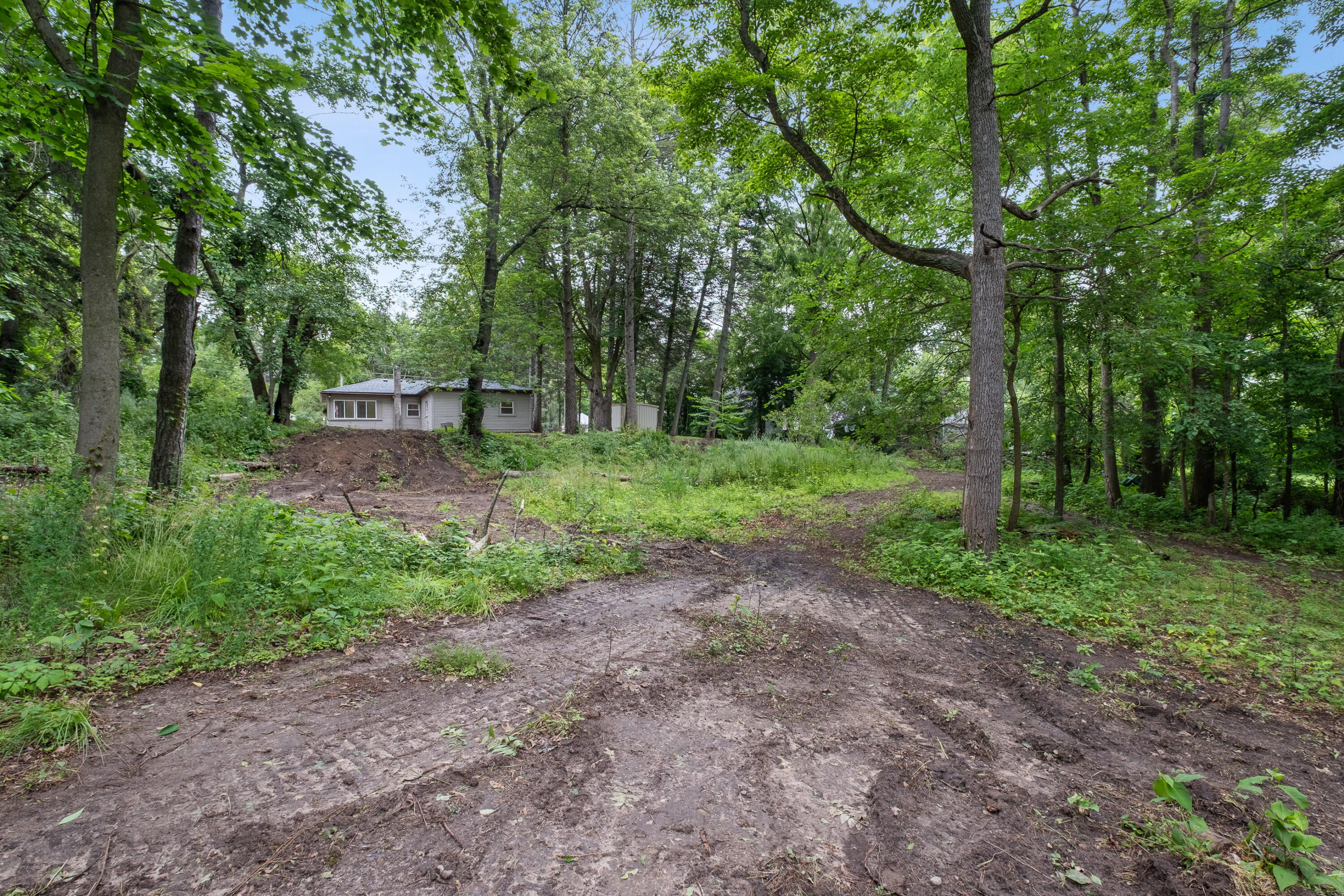 1030 Harding Street NW Grand Rapids MI 49544