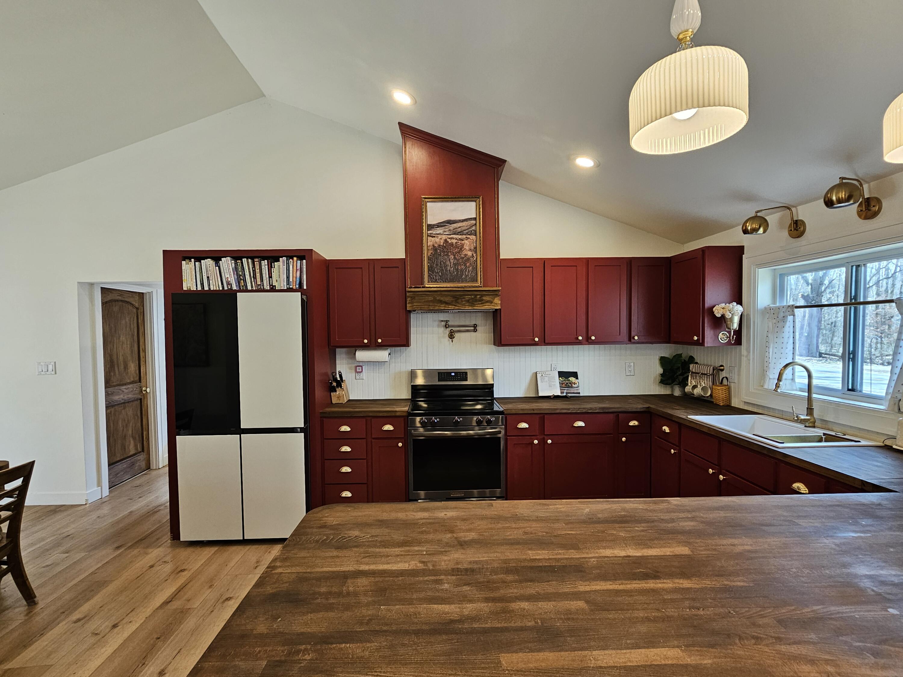 8724 N 14th Street Kalamazoo MI 49009