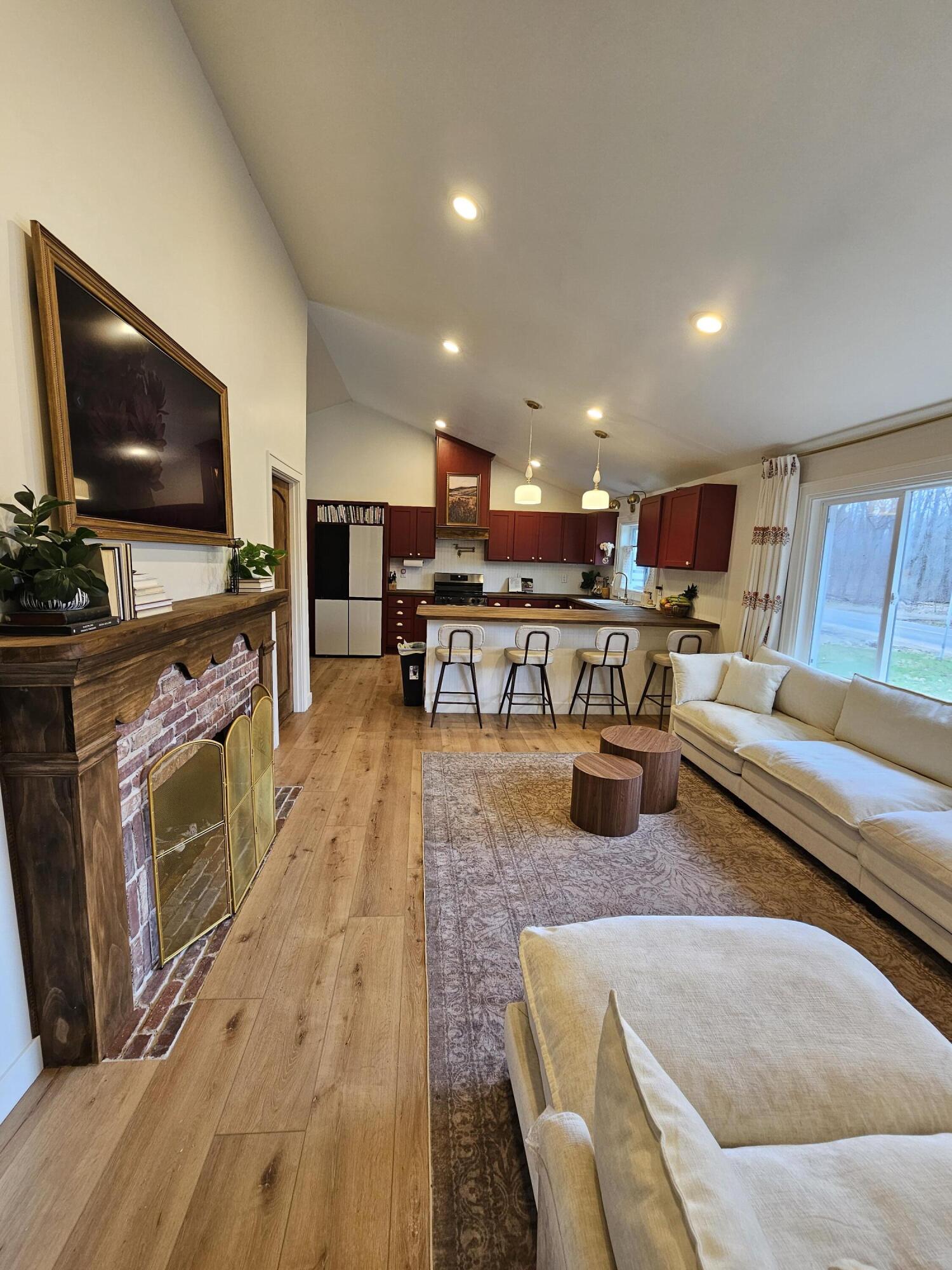 8724 N 14th Street Kalamazoo MI 49009