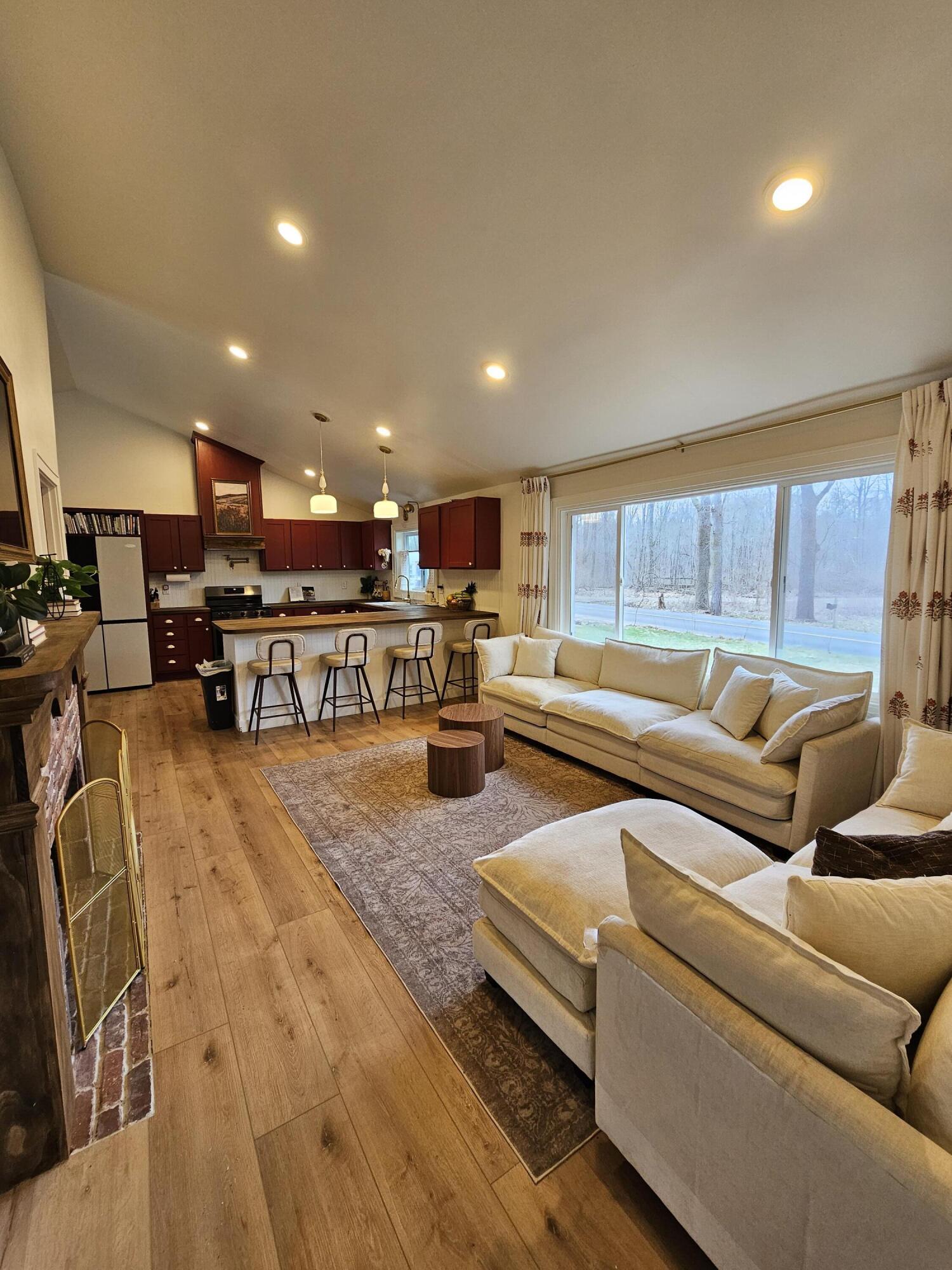 8724 N 14th Street Kalamazoo MI 49009