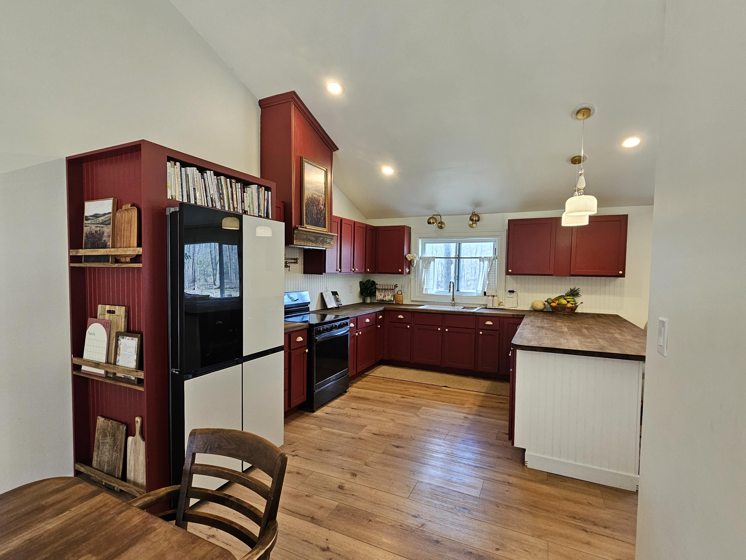 8724 N 14th Street Kalamazoo MI 49009