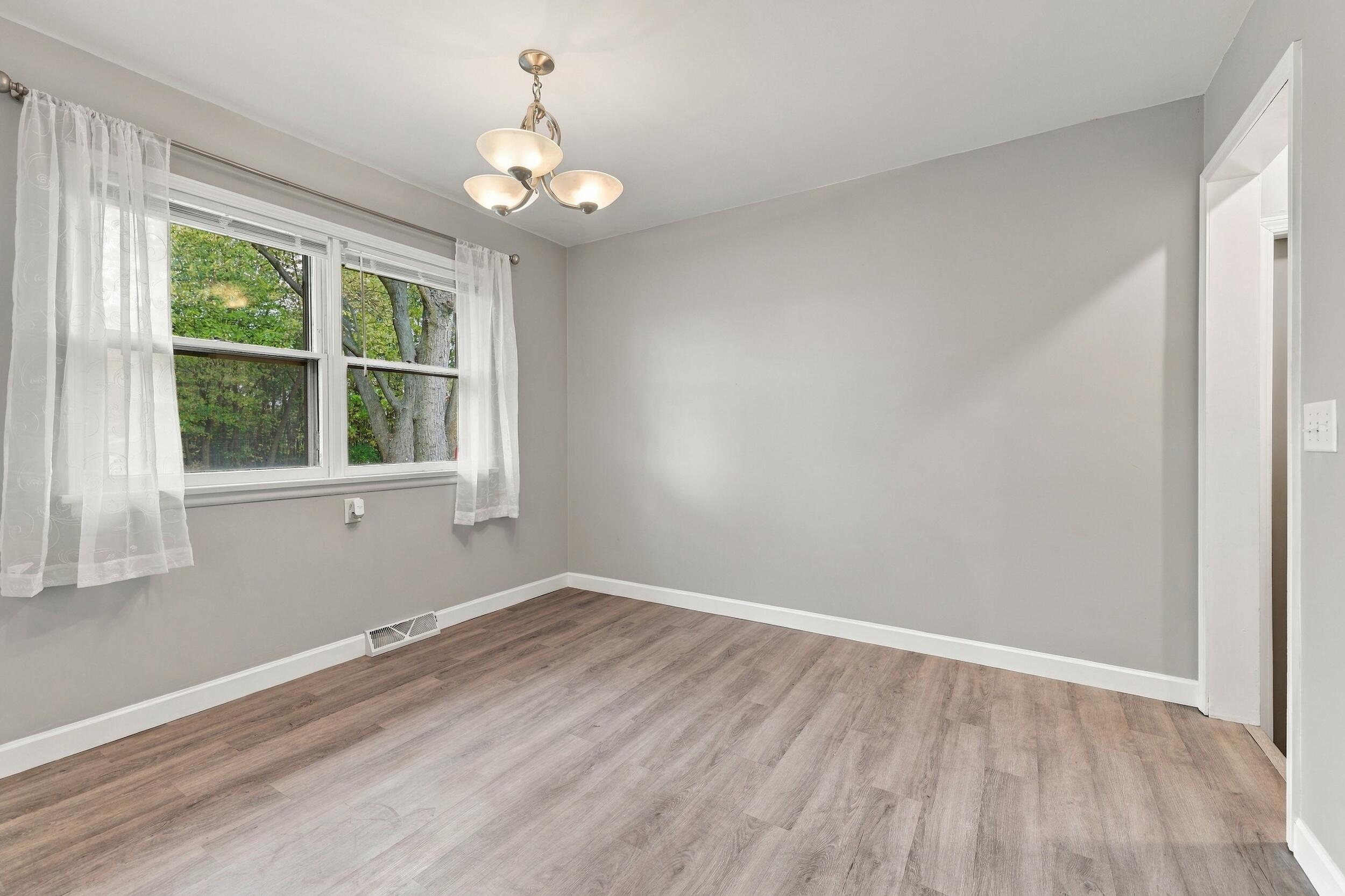2335 72nd Avenue Zeeland MI 49464