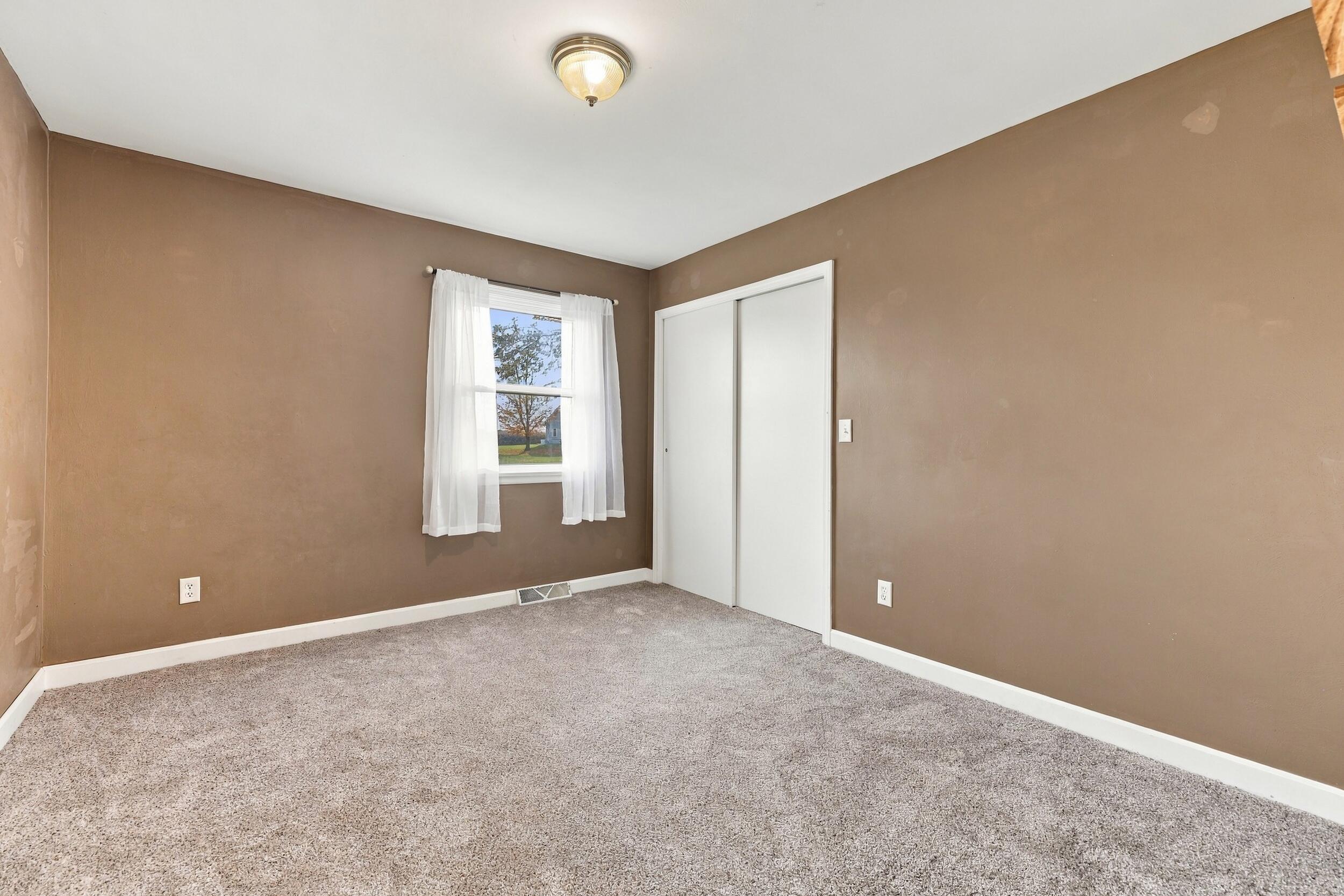 2335 72nd Avenue Zeeland MI 49464