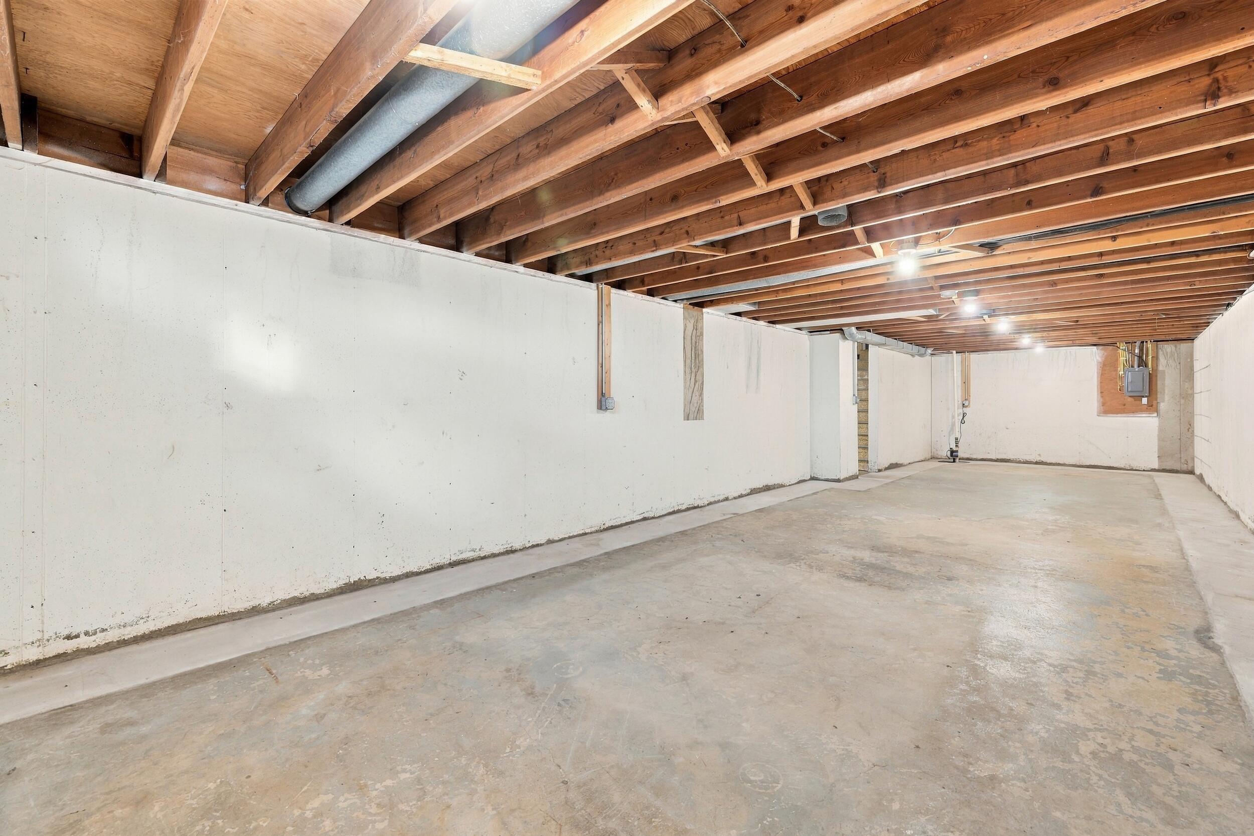 2335 72nd Avenue Zeeland MI 49464