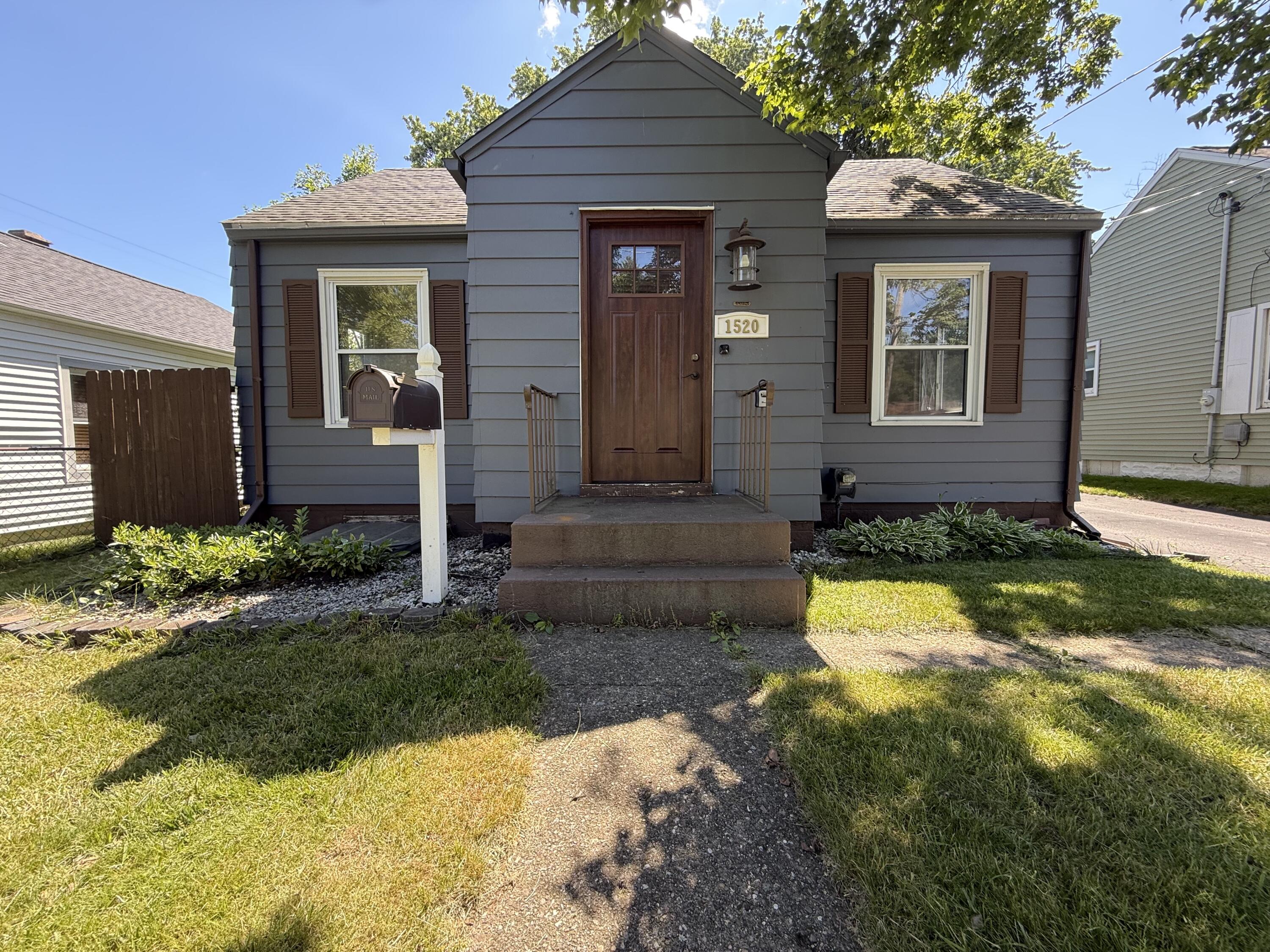 1520 Bronx Avenue Kalamazoo MI 49048