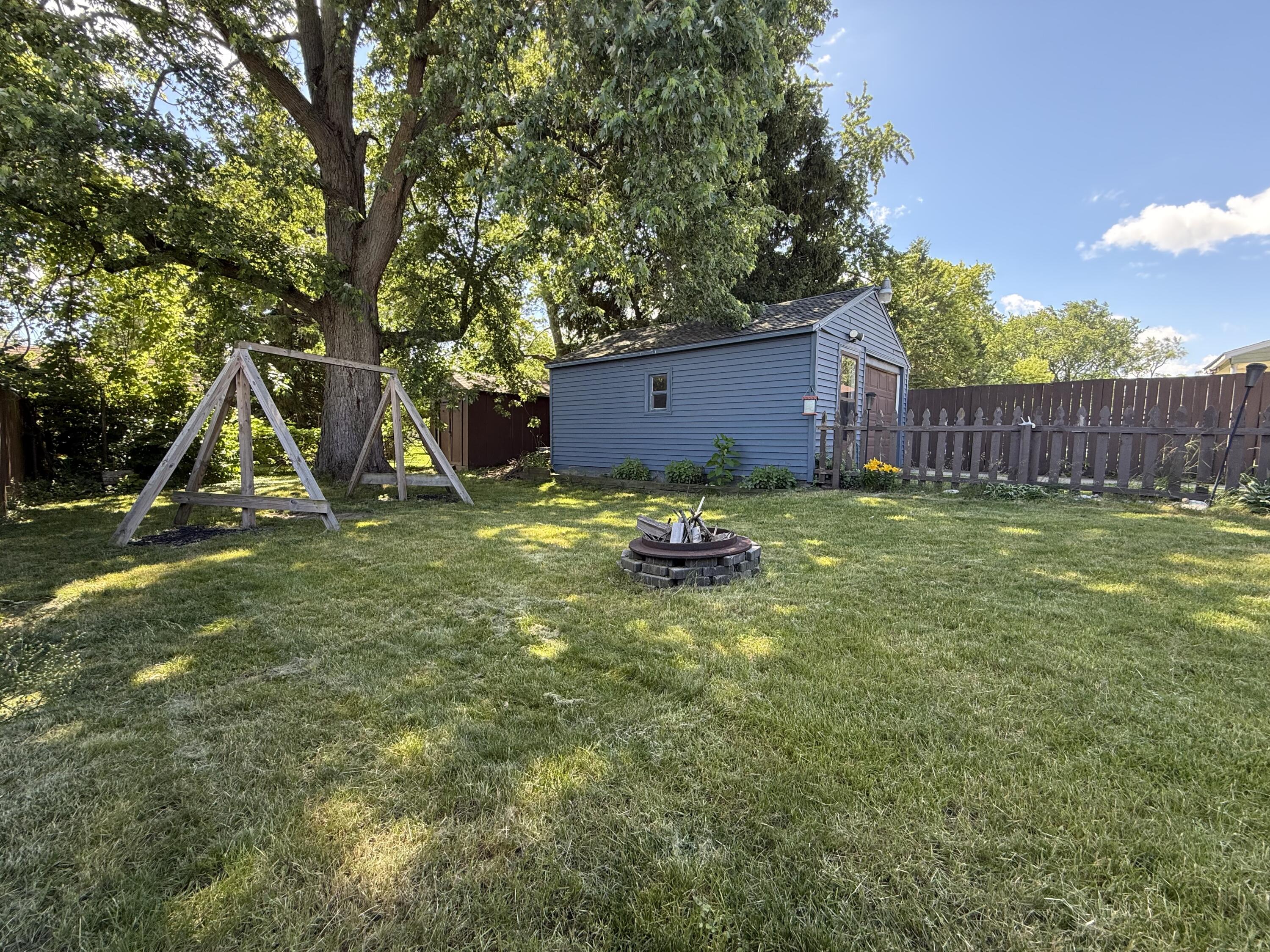 1520 Bronx Avenue Kalamazoo MI 49048