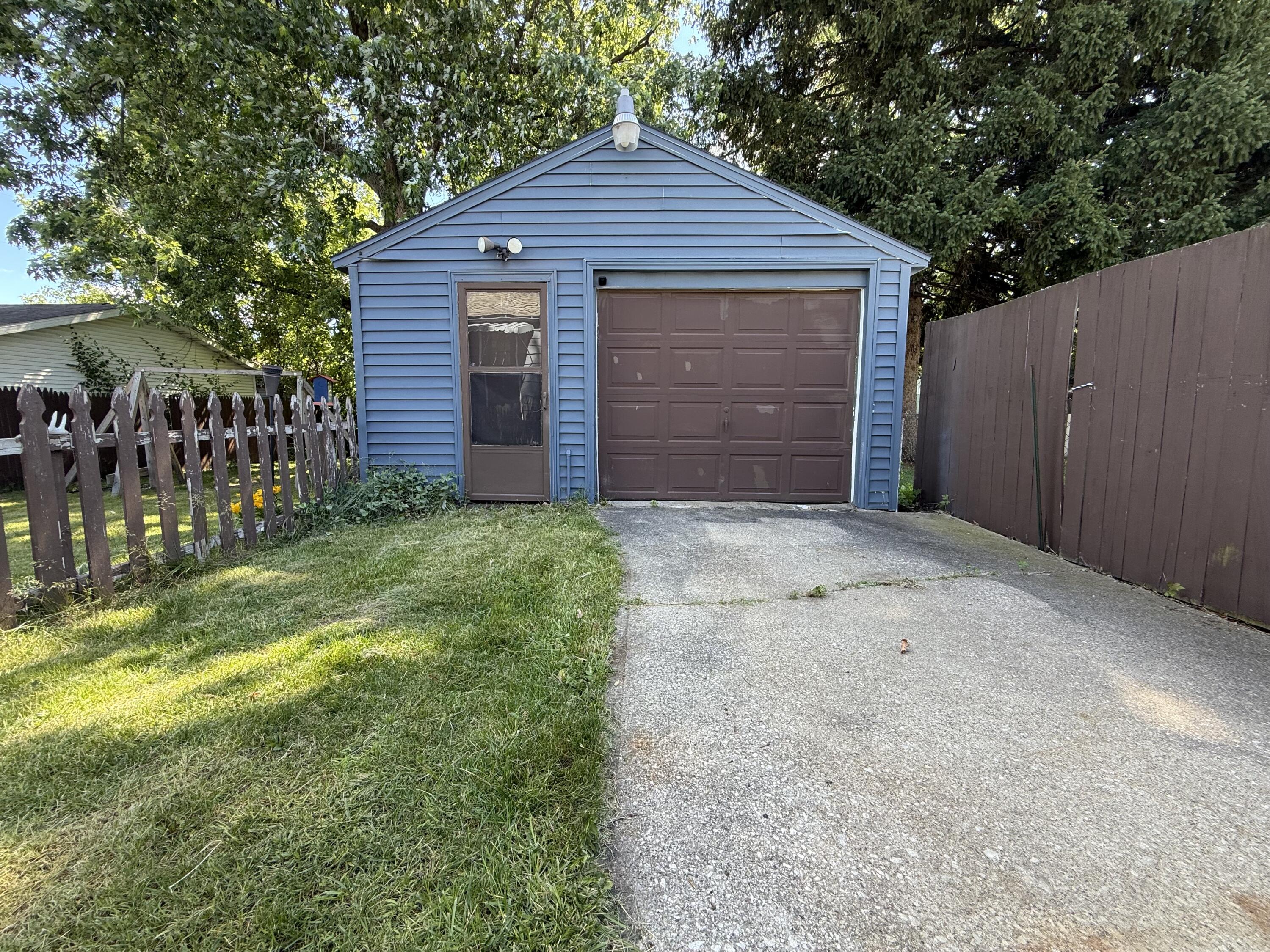 1520 Bronx Avenue Kalamazoo MI 49048