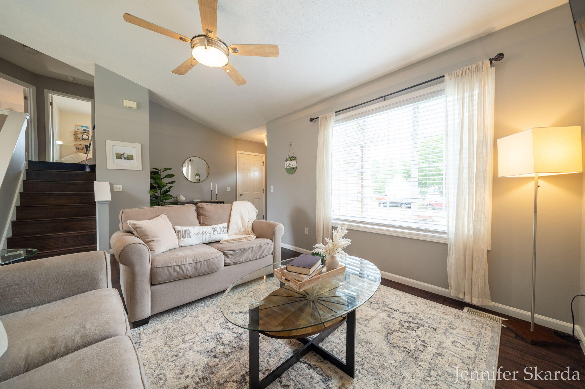 3054 Woodglen Street NW Grand Rapids MI 49504